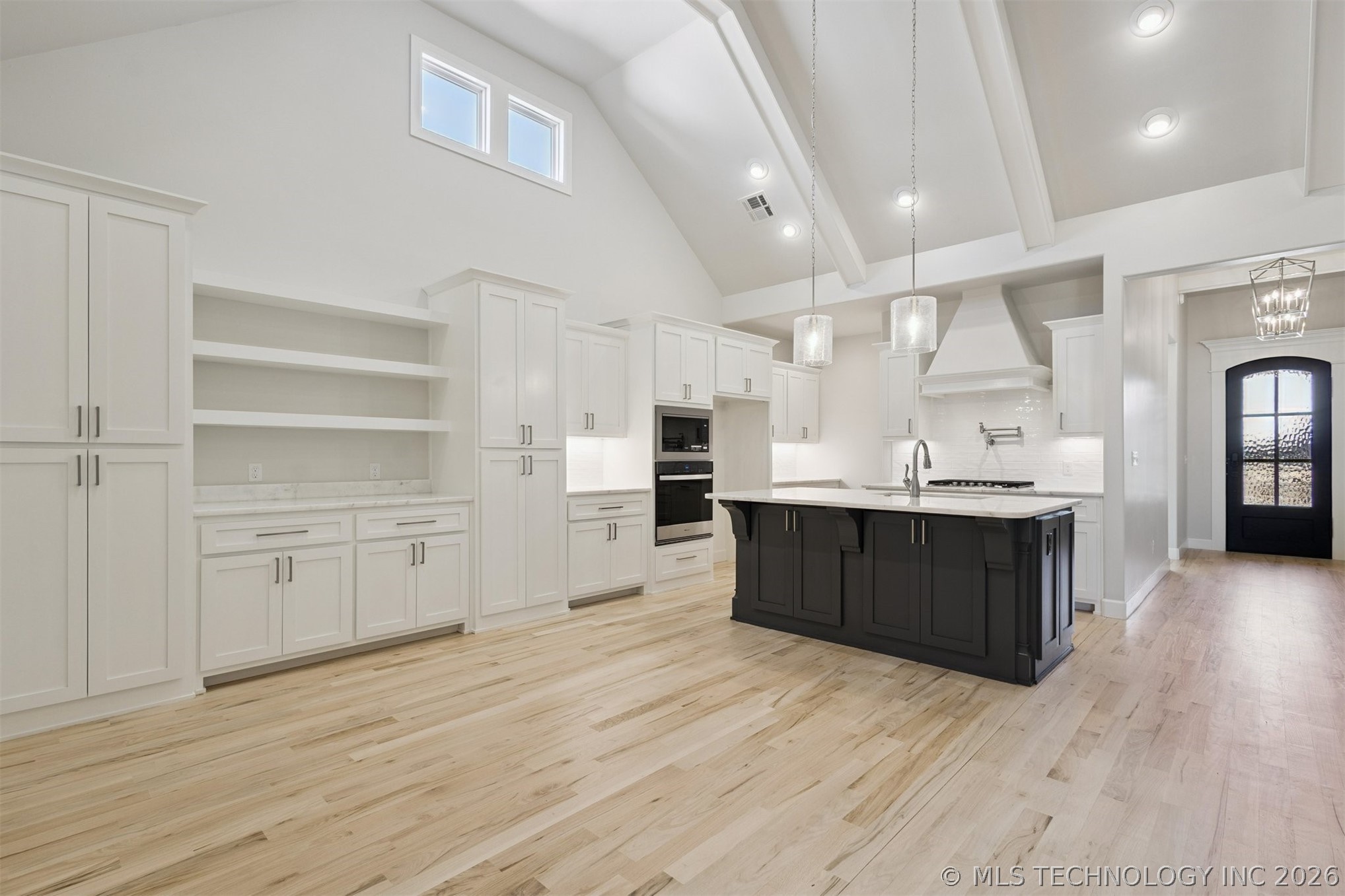 14920 S Sequoia Street S Property Photo 13