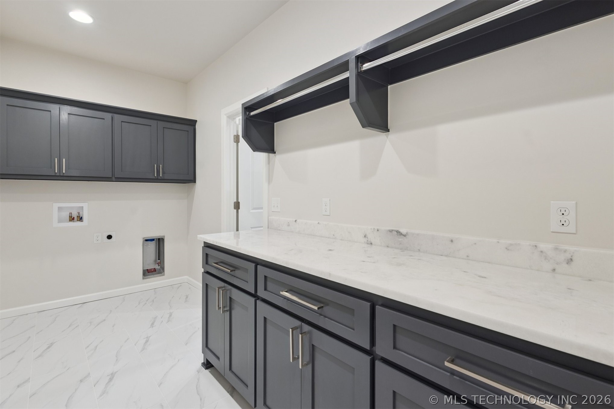 14920 S Sequoia Street S Property Photo 44