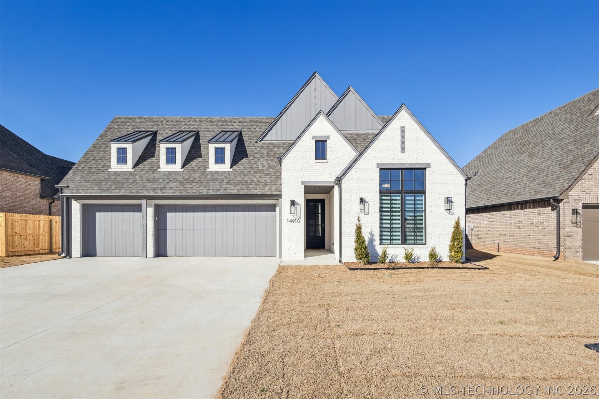 14910 S Sequoia Street S Property Photo 5