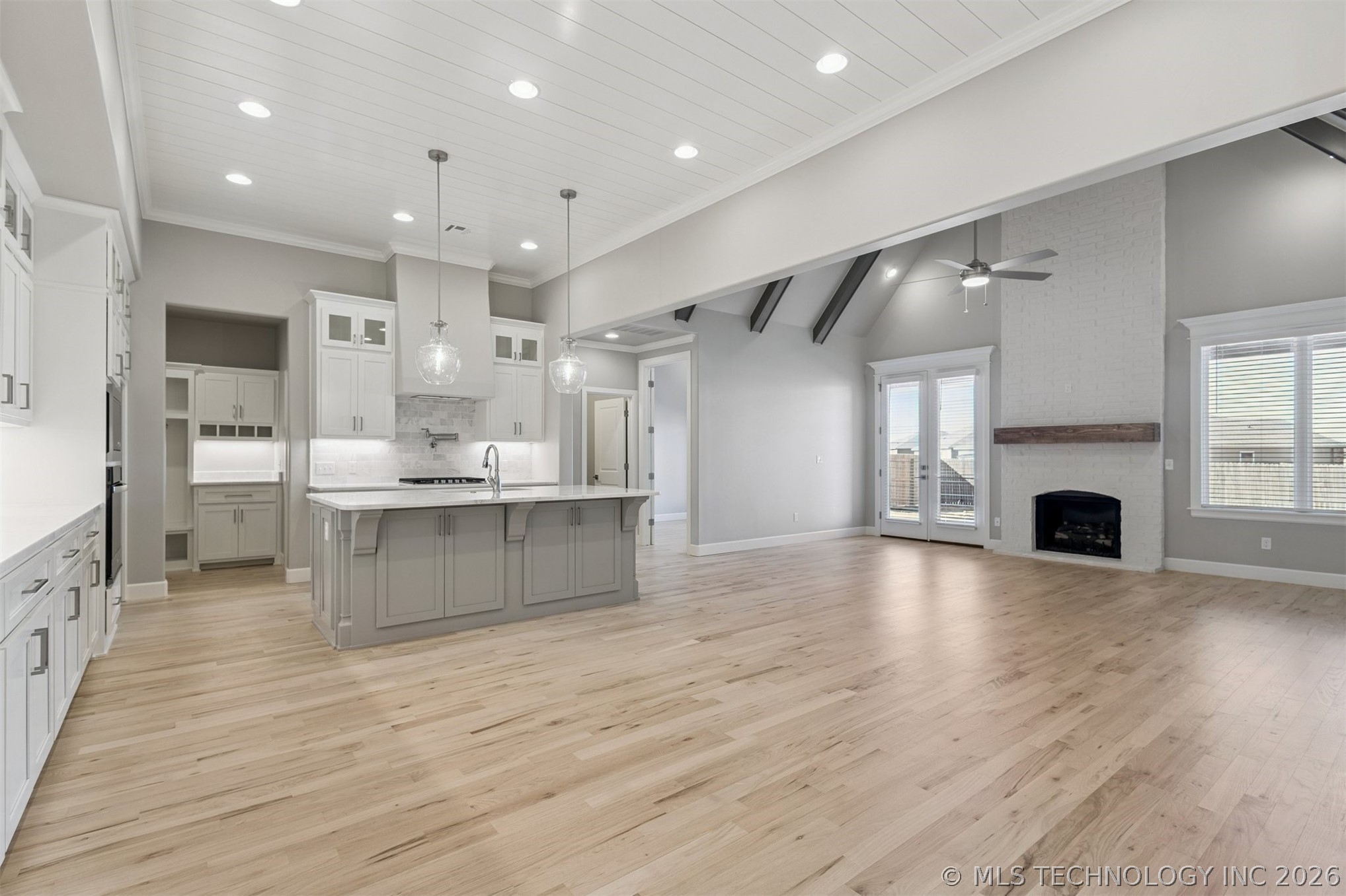 14910 S Sequoia Street S Property Photo 15