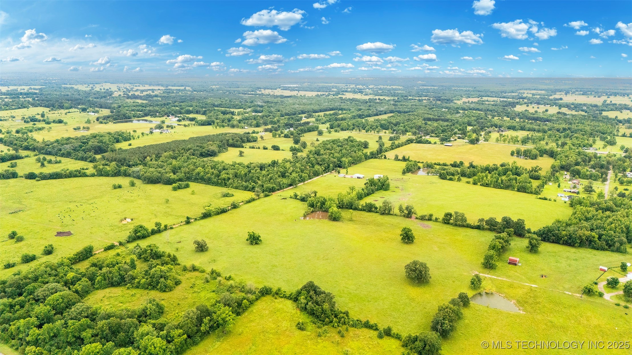 01 Cornerstone Lane Property Photo 7