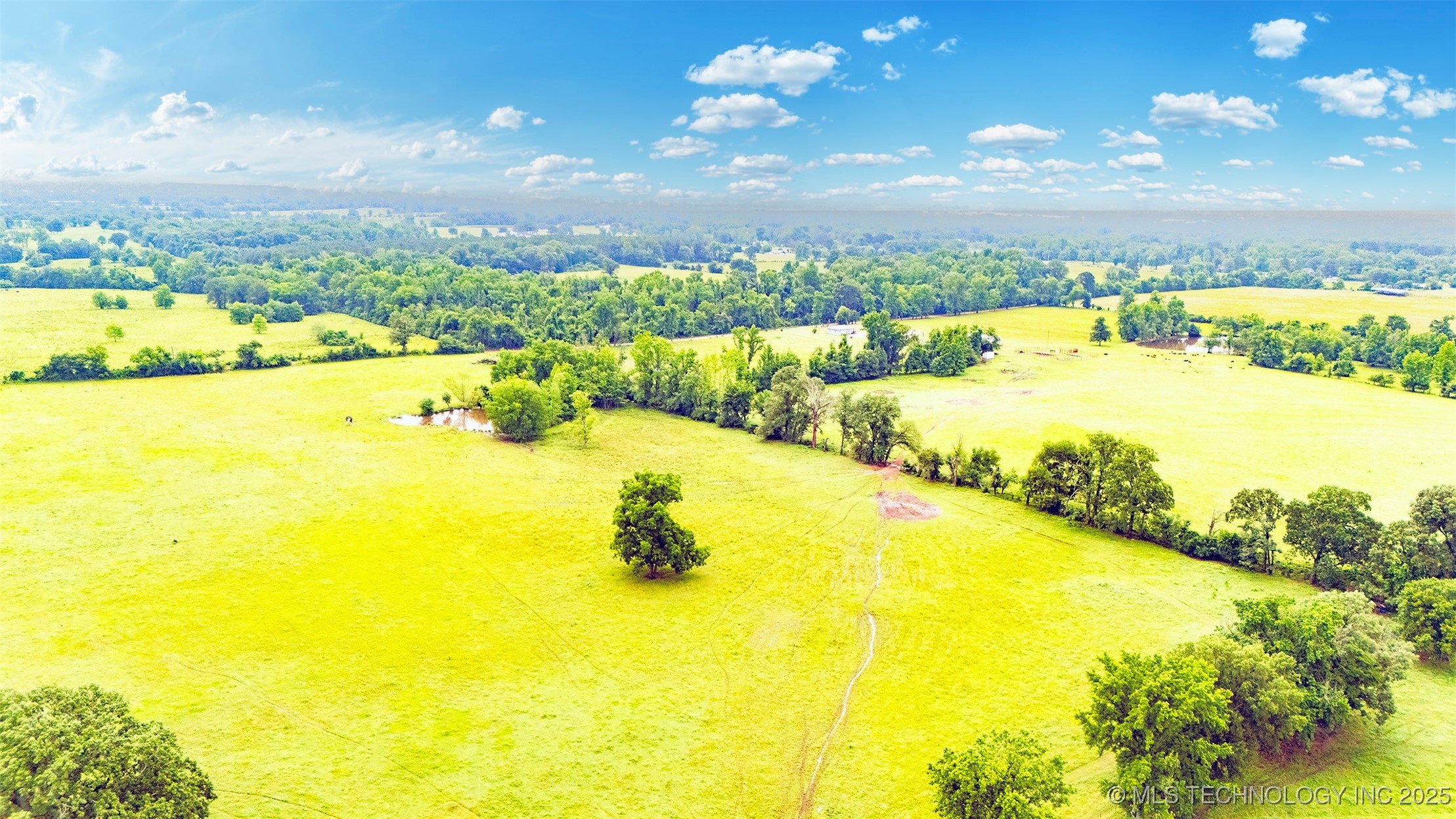 01 Cornerstone Lane Property Photo 17