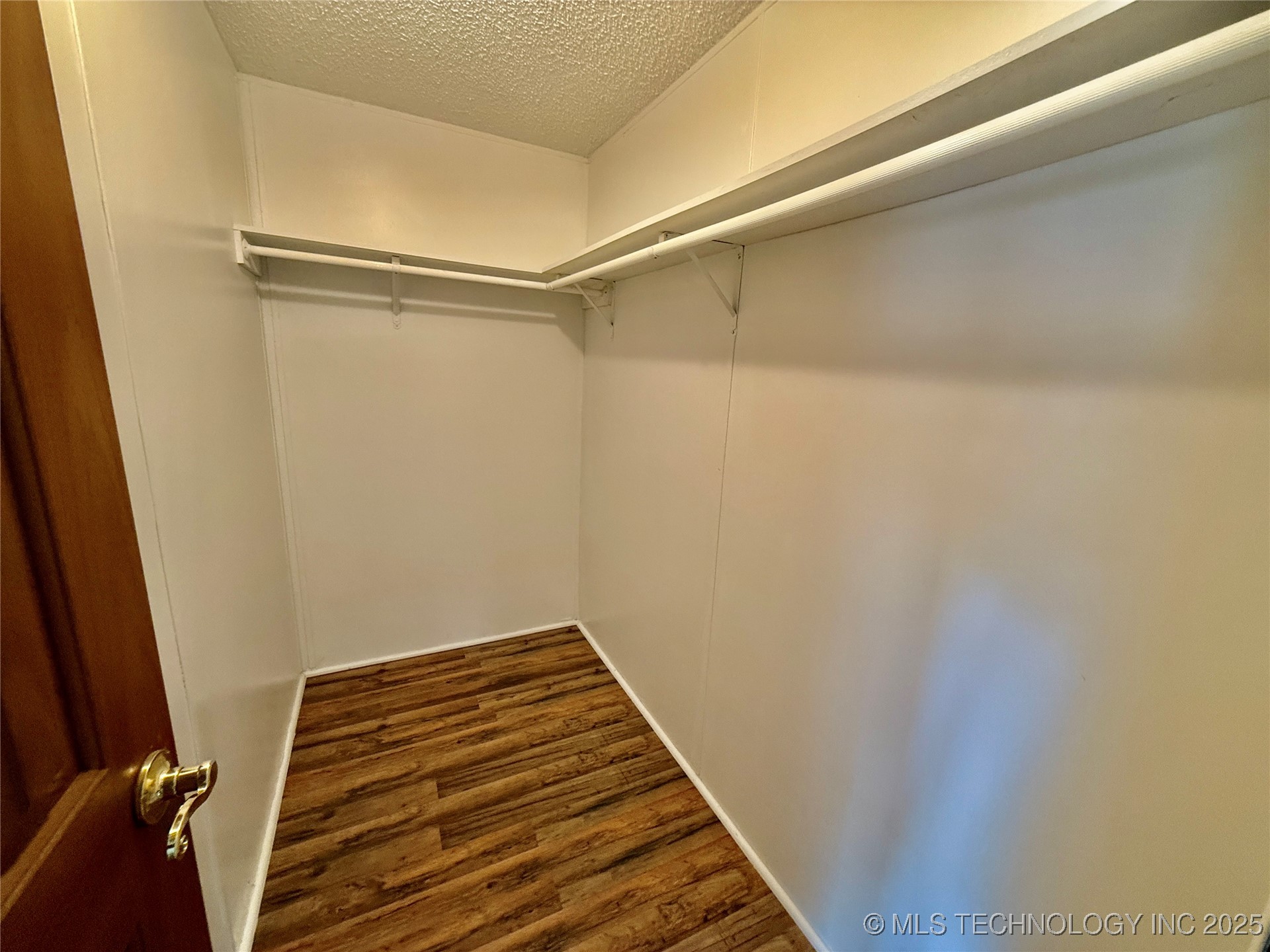 441210 Hillcrest Drive Property Photo 17