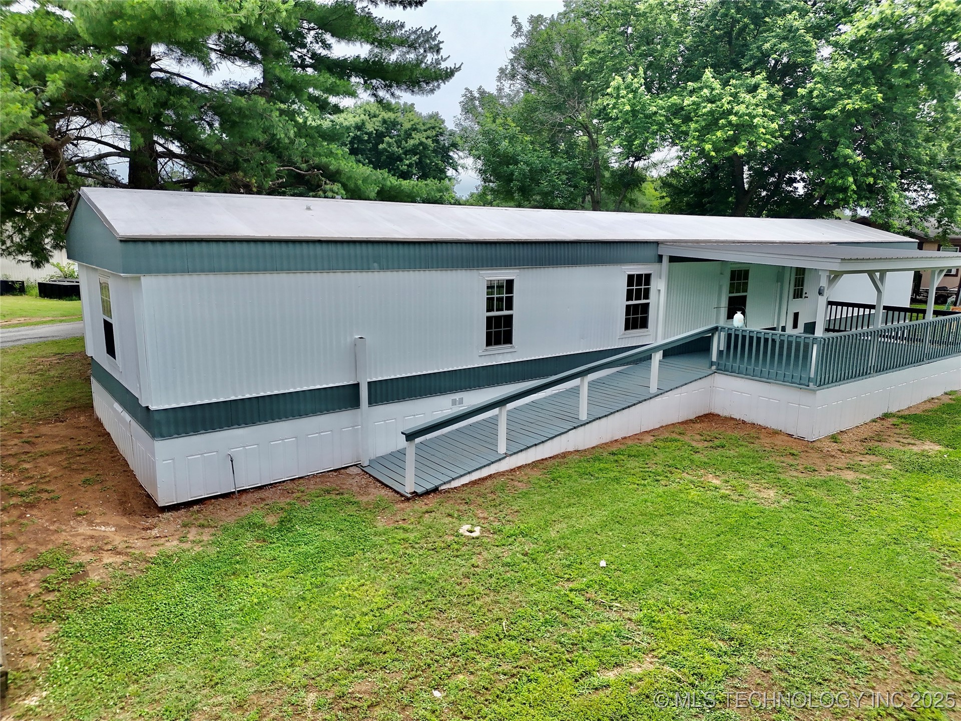 441210 Hillcrest Drive Property Photo 27