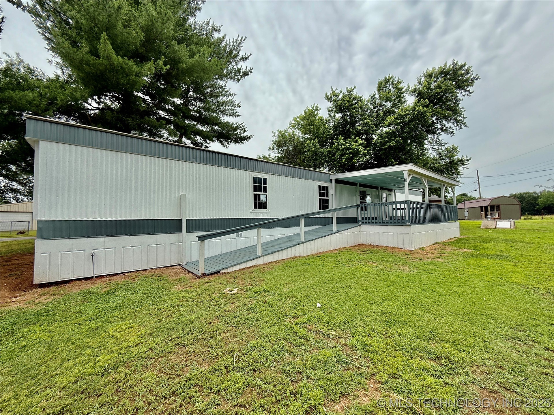 441210 Hillcrest Drive Property Photo 38