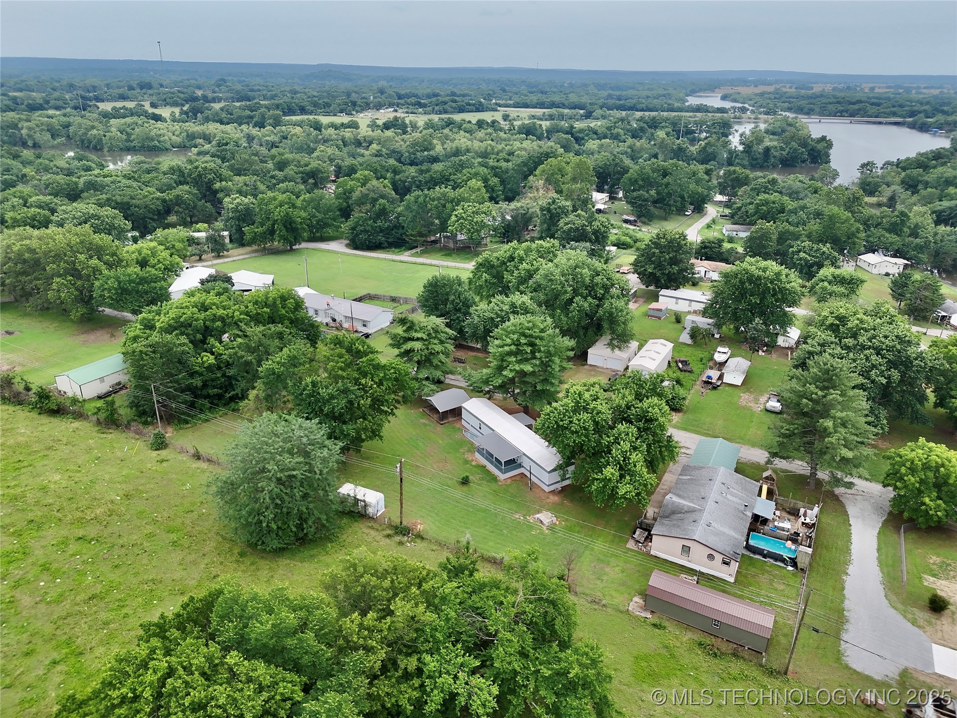 441210 Hillcrest Drive Property Photo 56