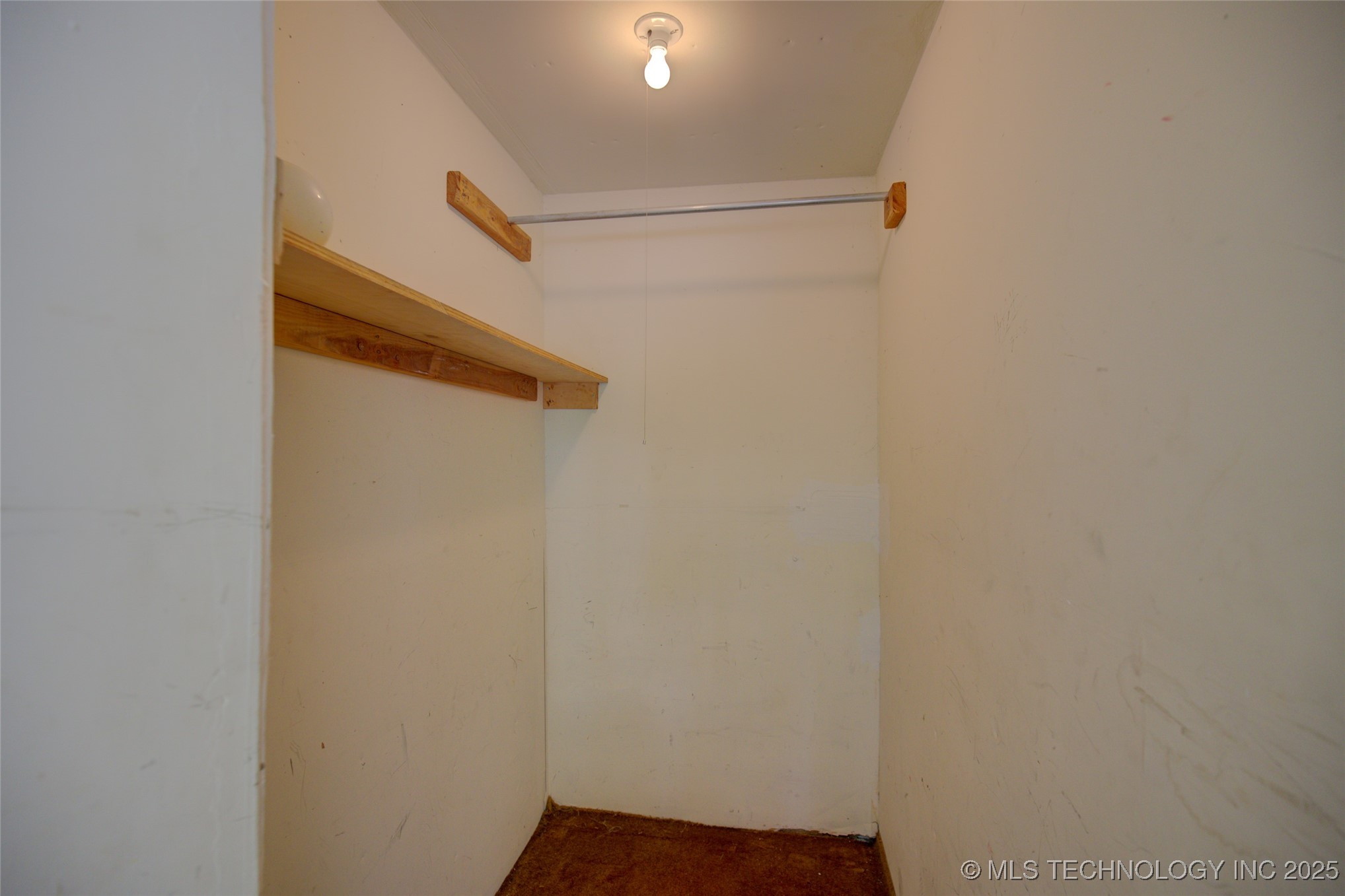 1730 E 67th Street K102 Property Photo 14