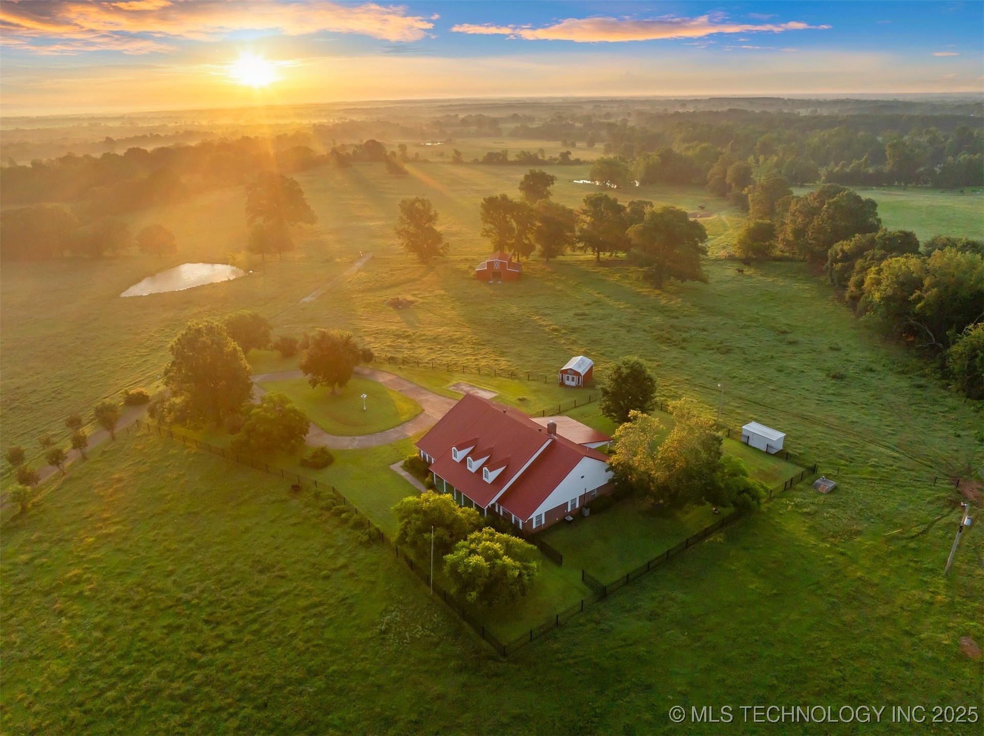 800 N Denison Road Property Photo 1