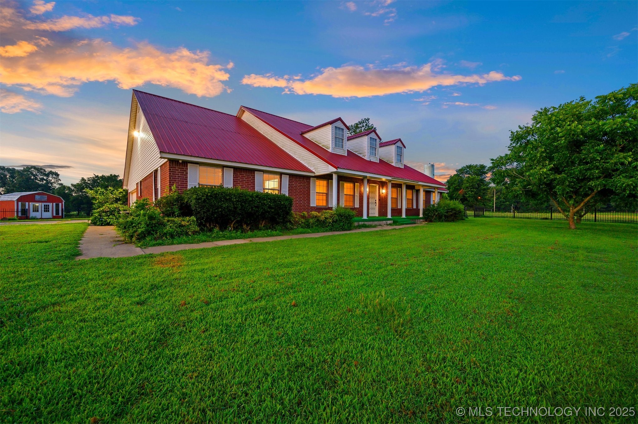 800 N Denison Road Property Photo 16