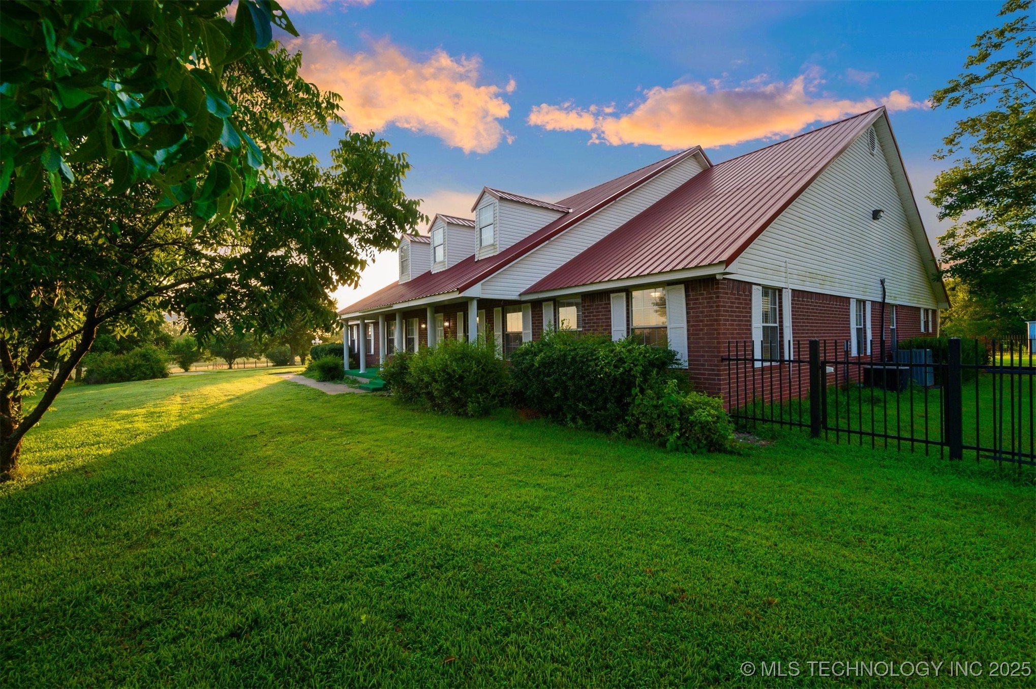 800 N Denison Road Property Photo 20