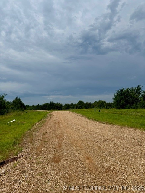 37 Red Bird Lane Property Photo 11