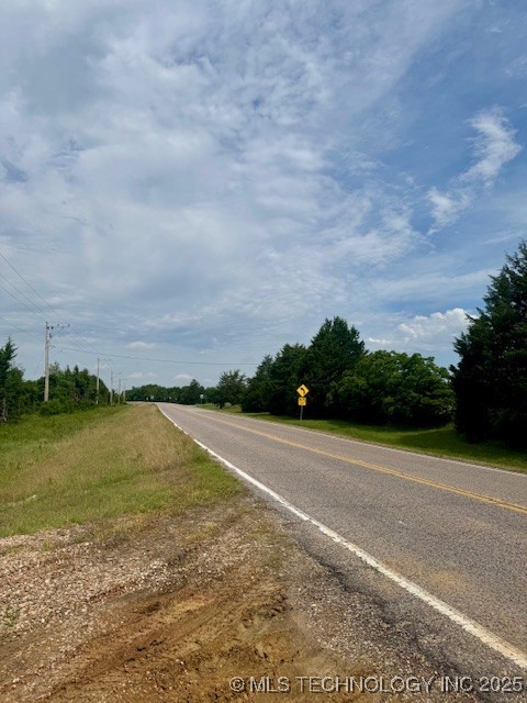 37 Red Bird Lane Property Photo 12