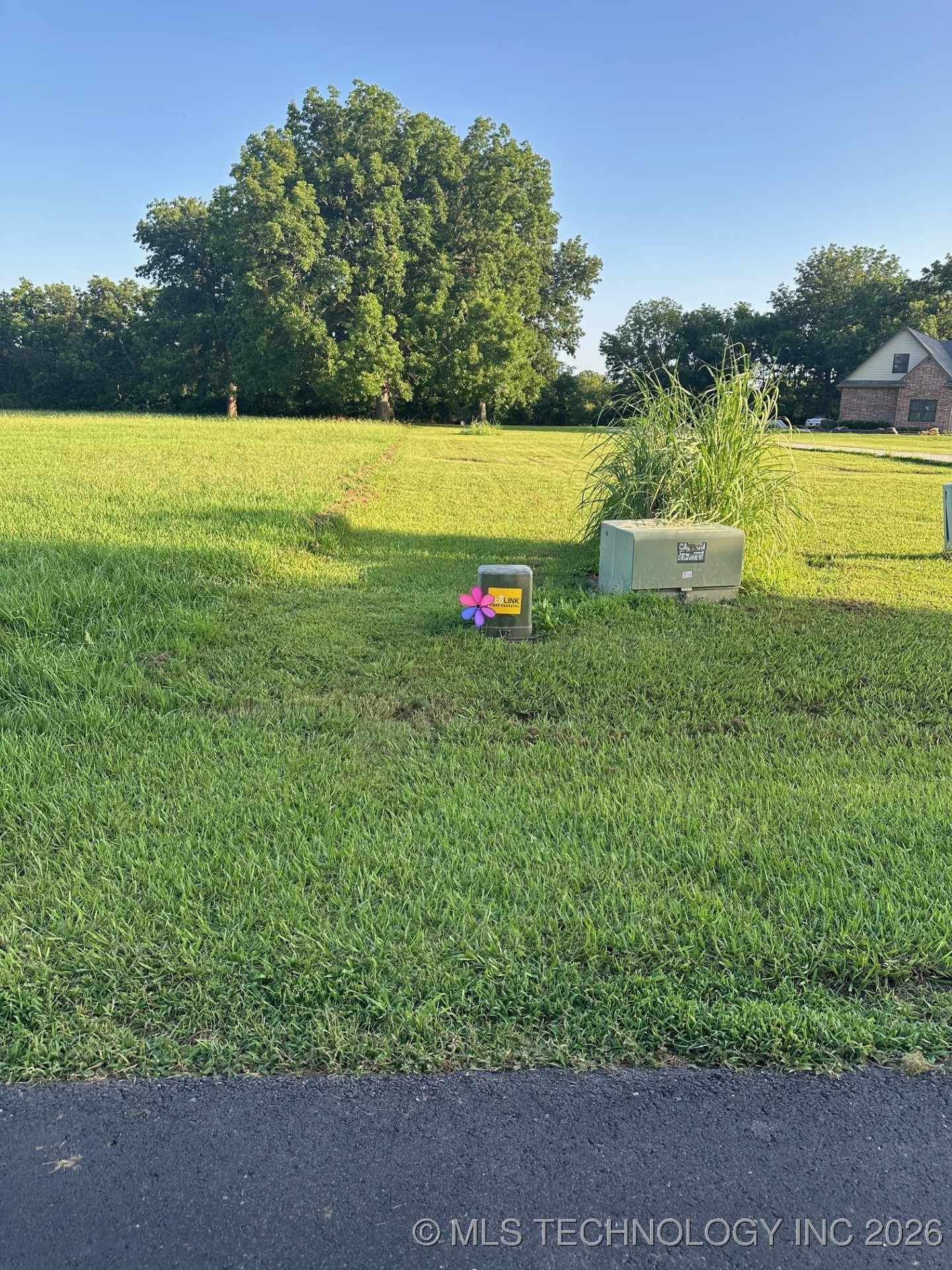 5544 Lake Drive Property Photo 3