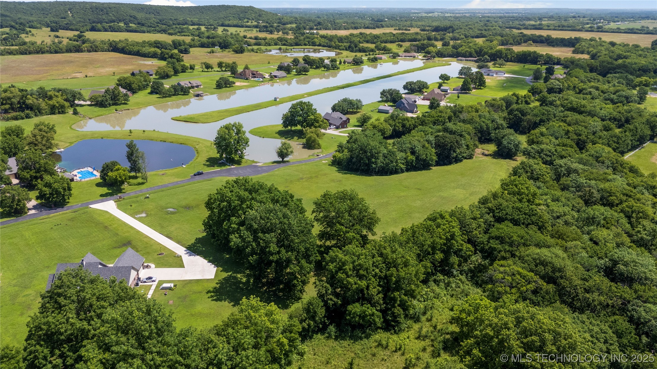 5544 Lake Drive Property Photo 25