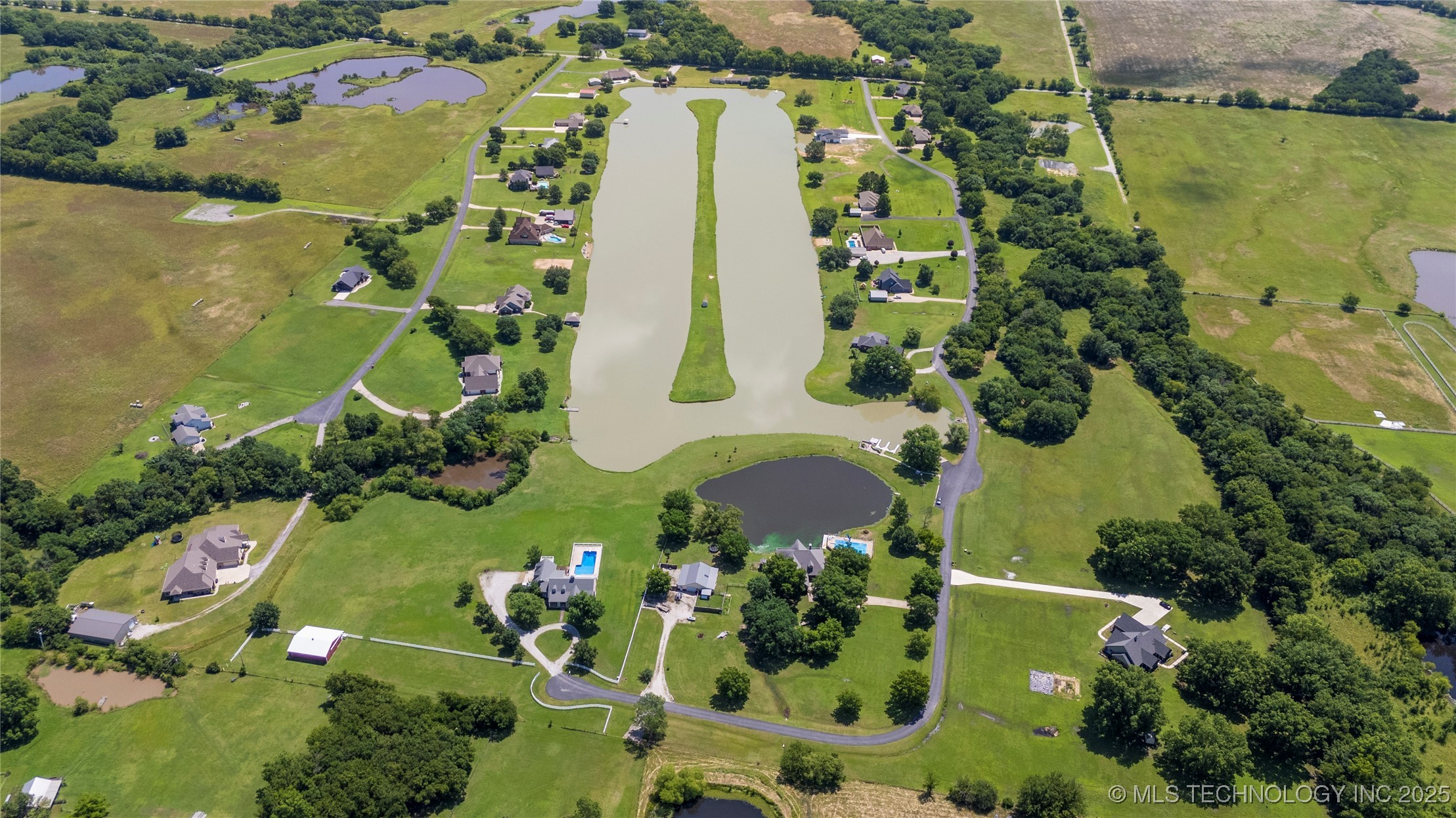 5544 Lake Drive Property Photo 28