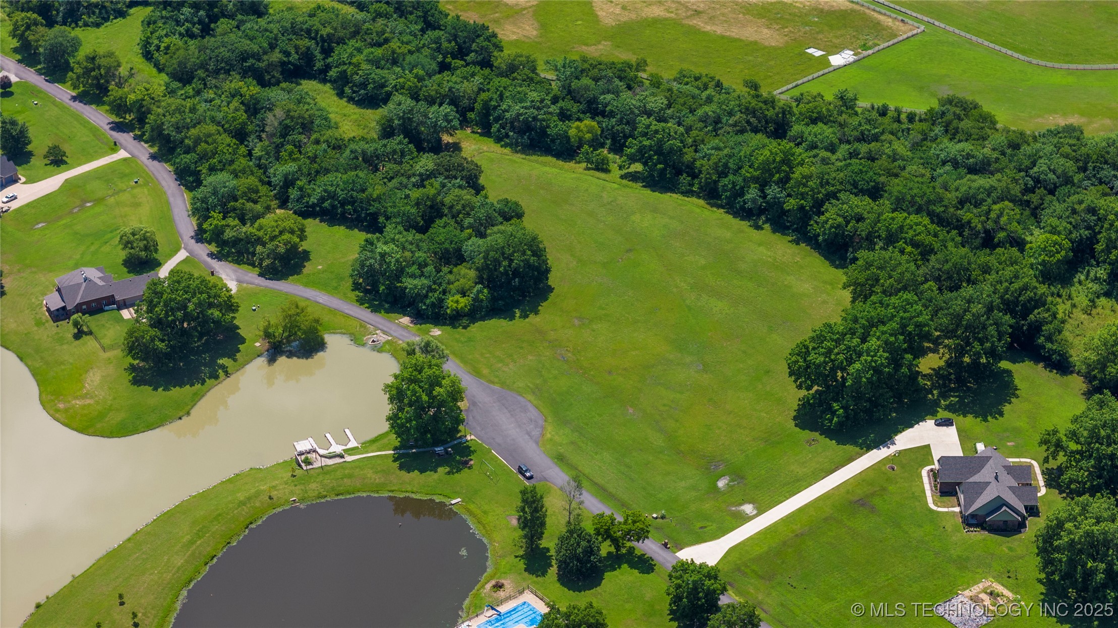 5544 Lake Drive Property Photo 30