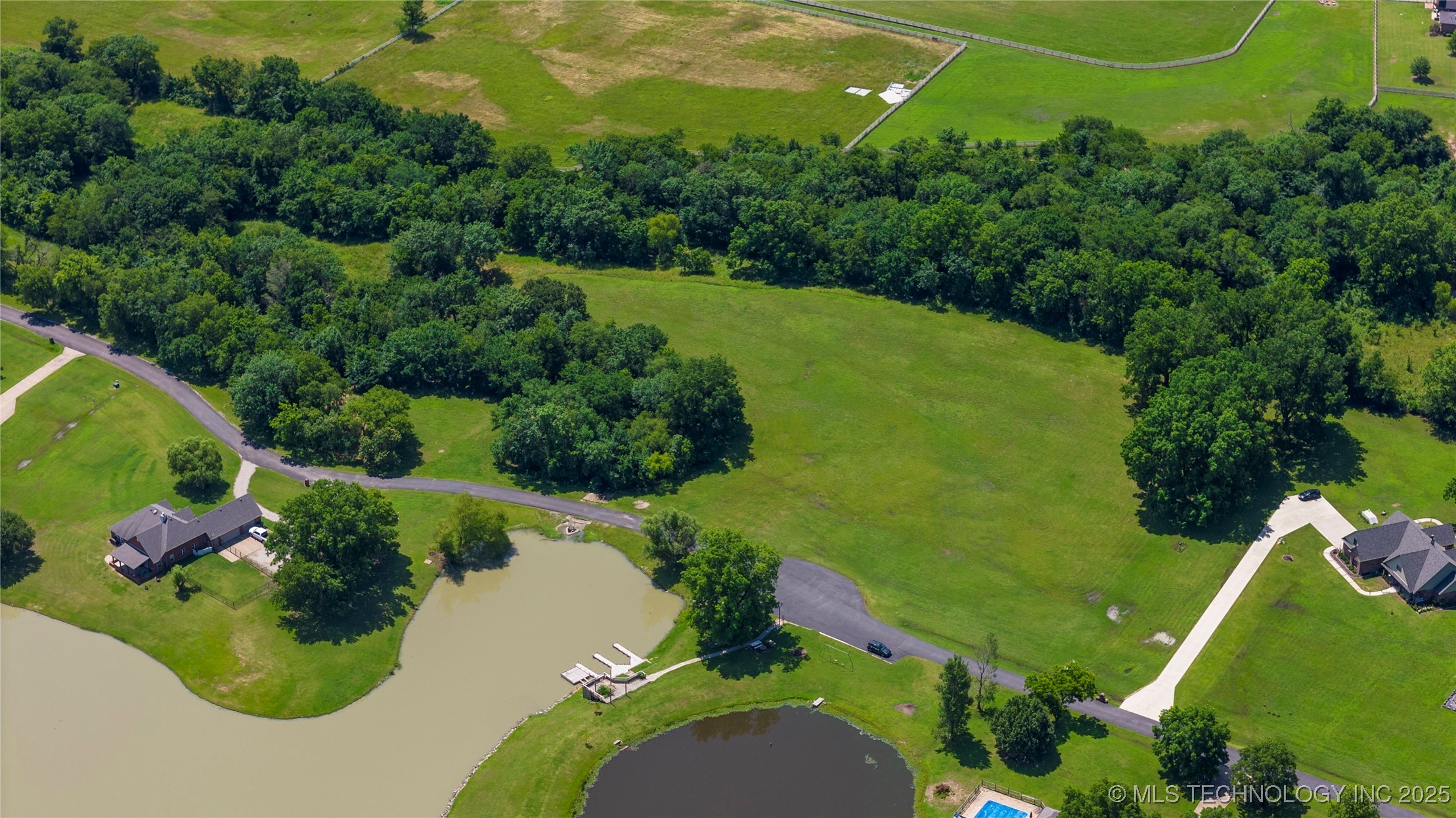 5544 Lake Drive Property Photo 31