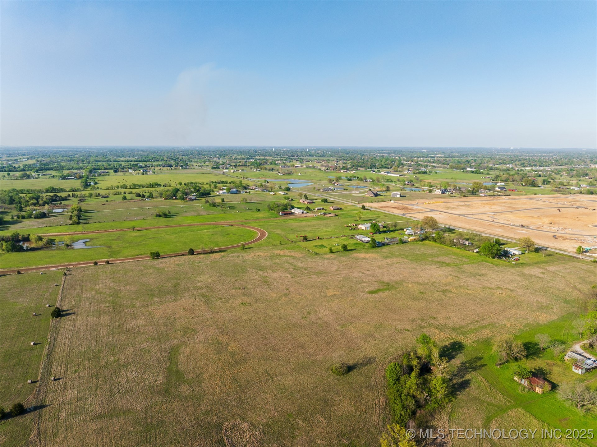 1 N Memorial Drive Property Photo 7