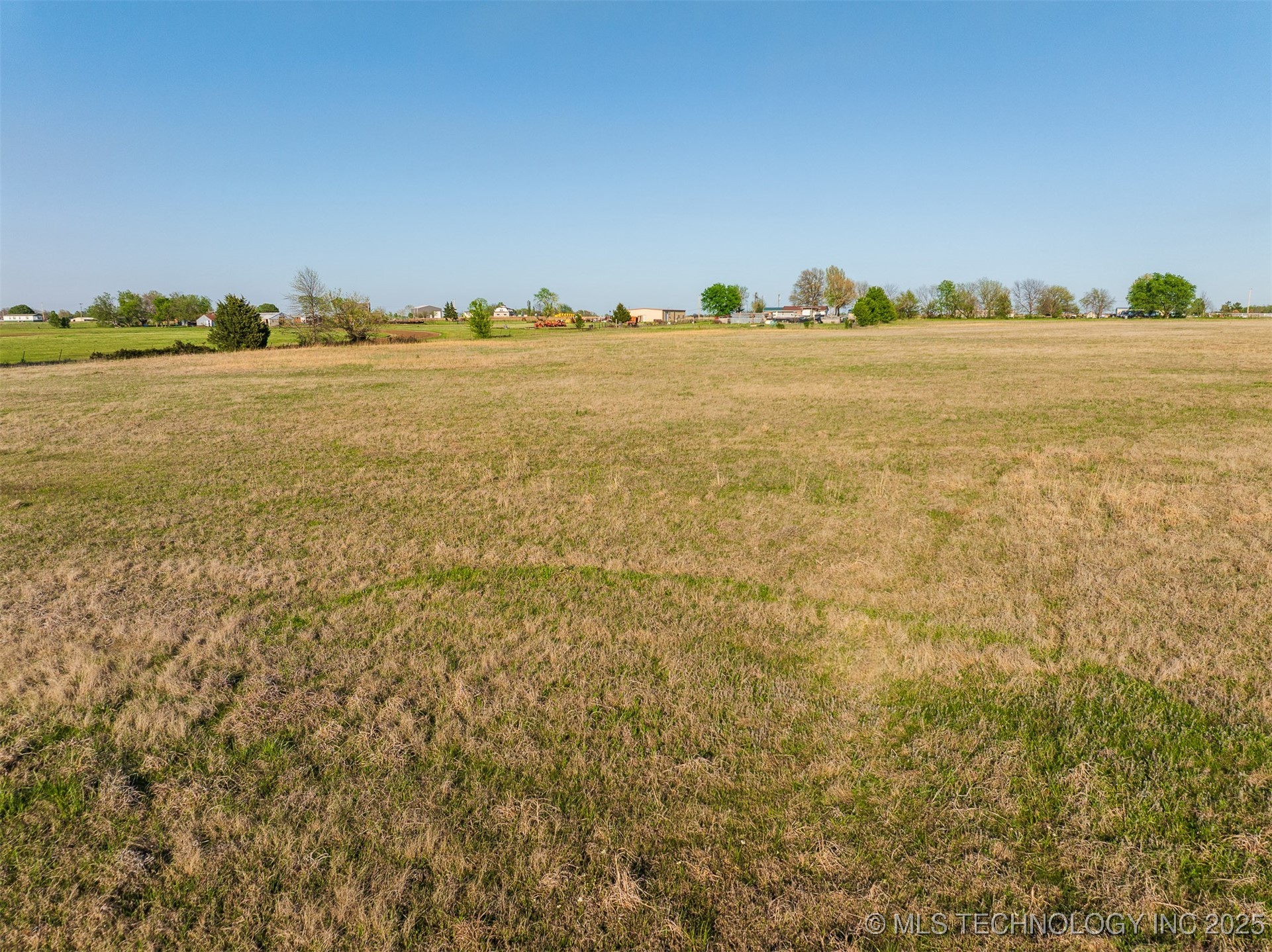 1 N Memorial Drive Property Photo 10