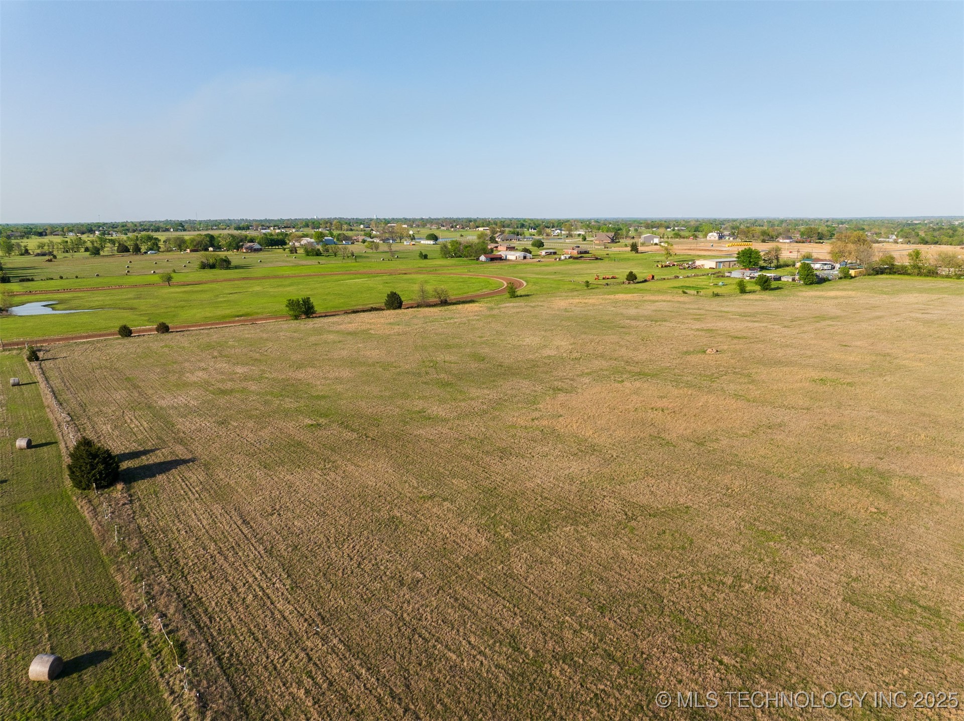 1 N Memorial Drive Property Photo 20