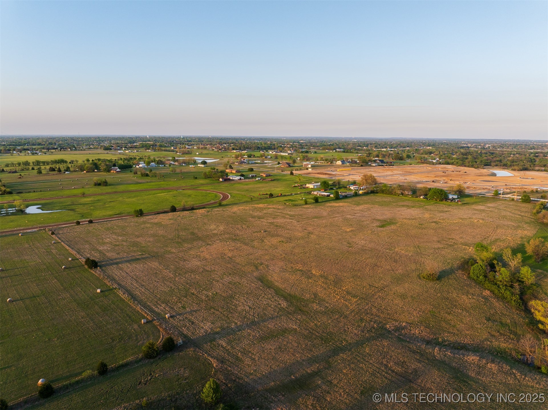 1 N Memorial Drive Property Photo 21