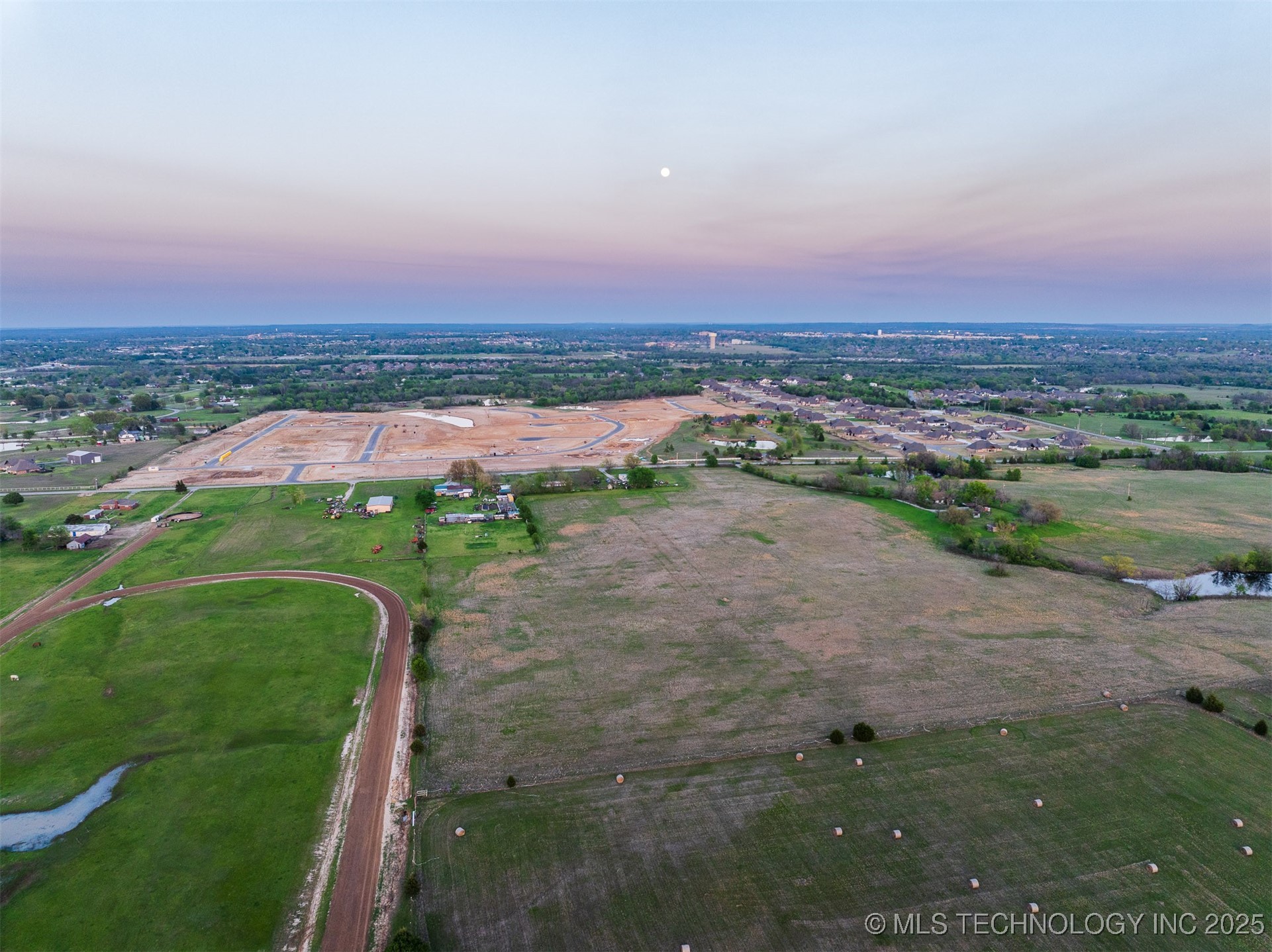 1 N Memorial Drive Property Photo 22