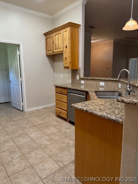 9 Arrowhead Property Photo 13