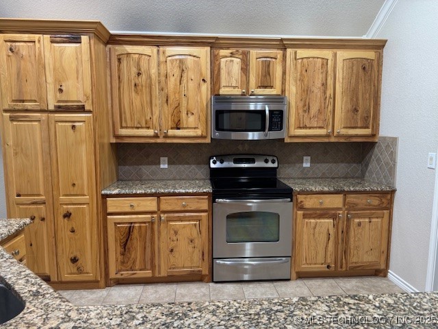 9 Arrowhead Property Photo 16