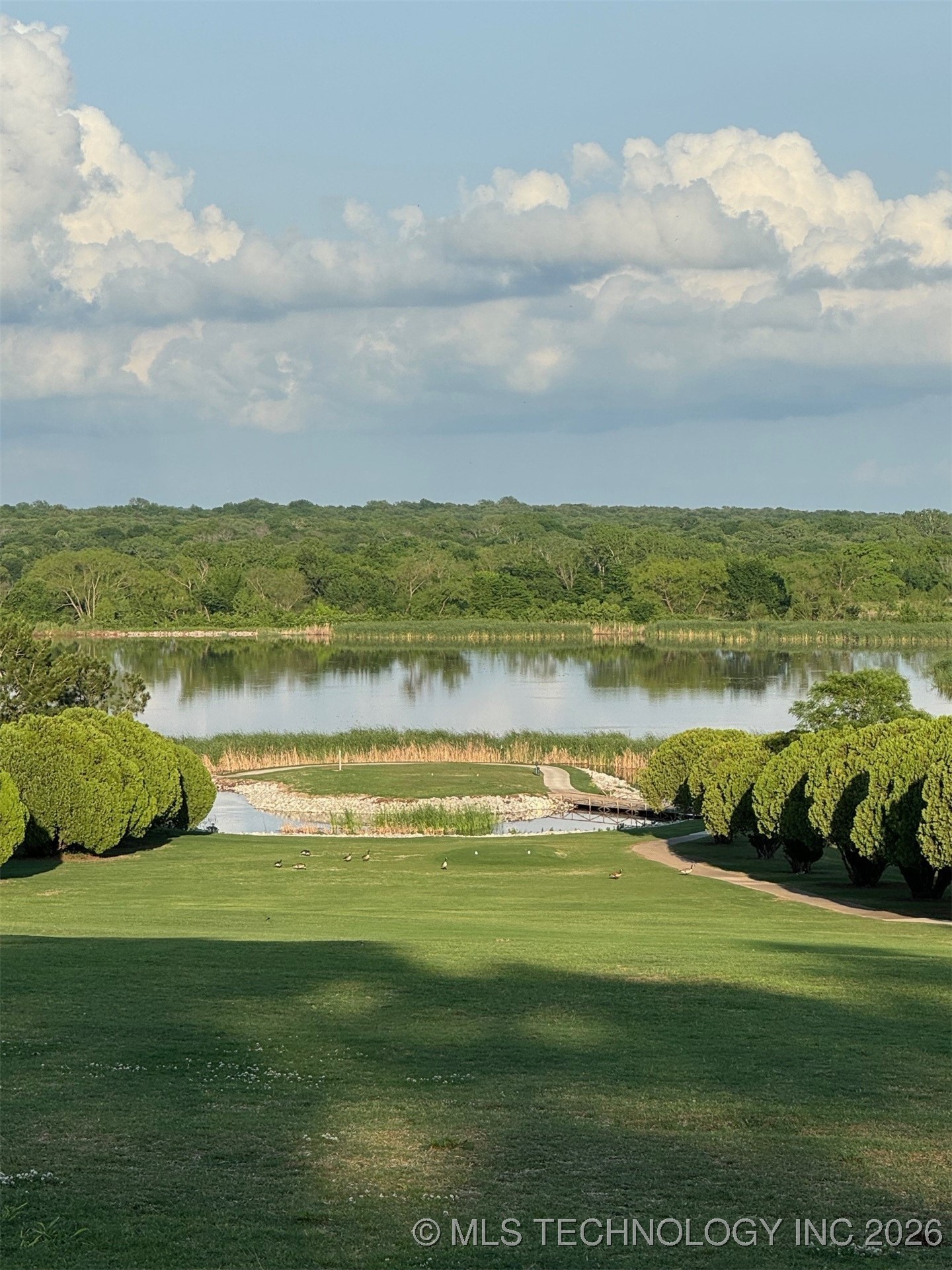 9 Arrowhead Property Photo 38