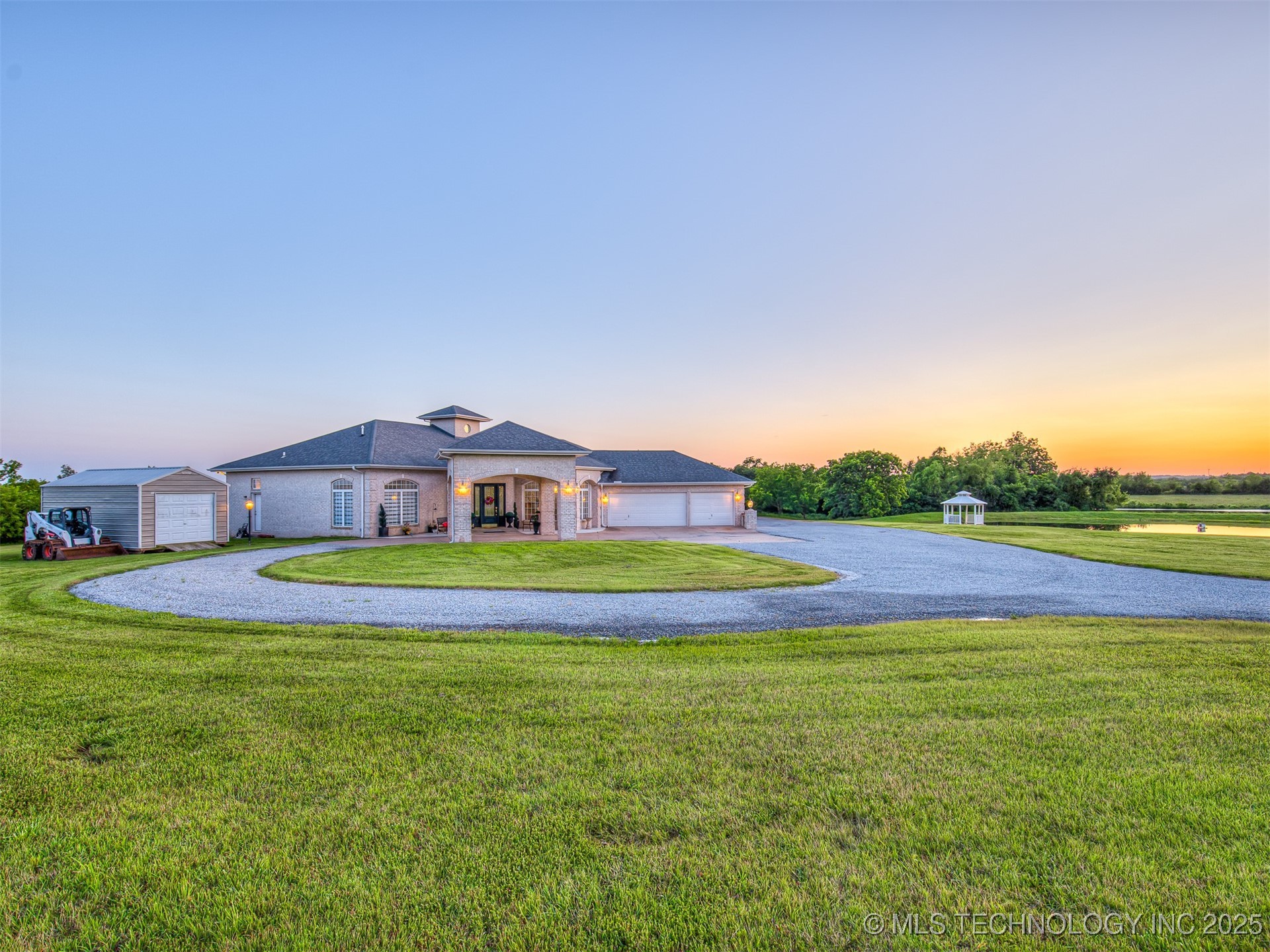 353800 E 5400 Road Property Photo 5