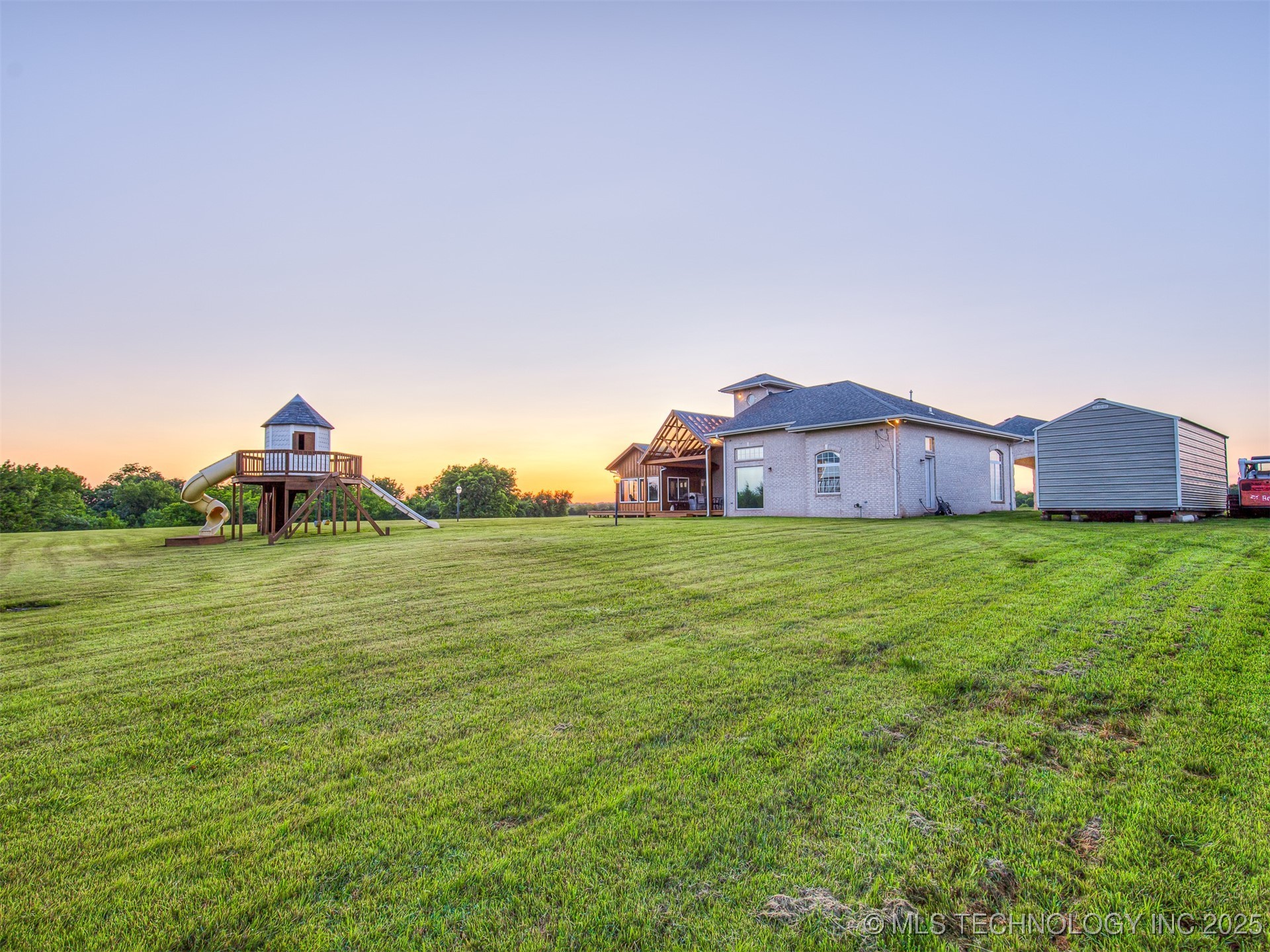 353800 E 5400 Road Property Photo 8