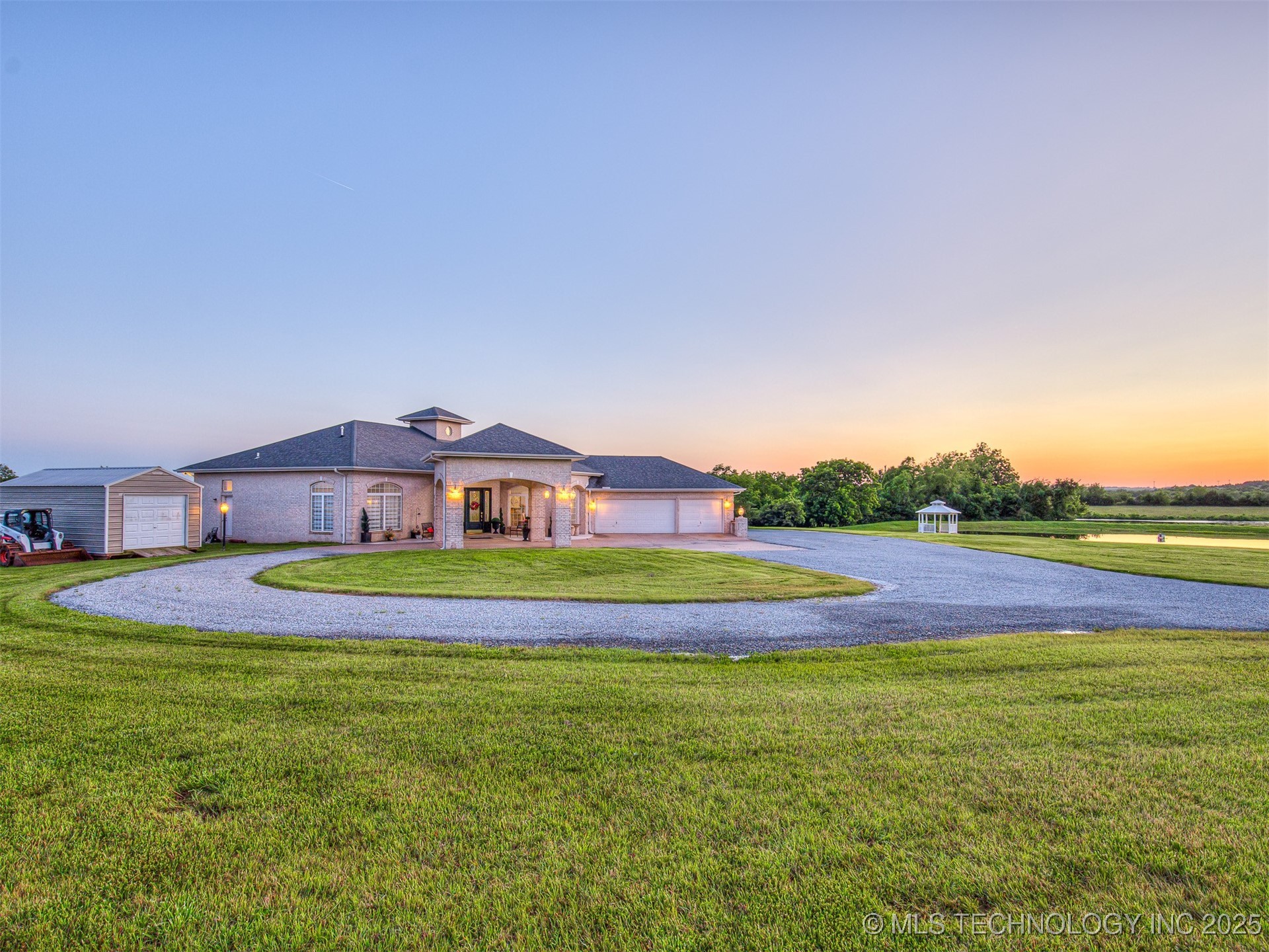 353800 E 5400 Road Property Photo 9