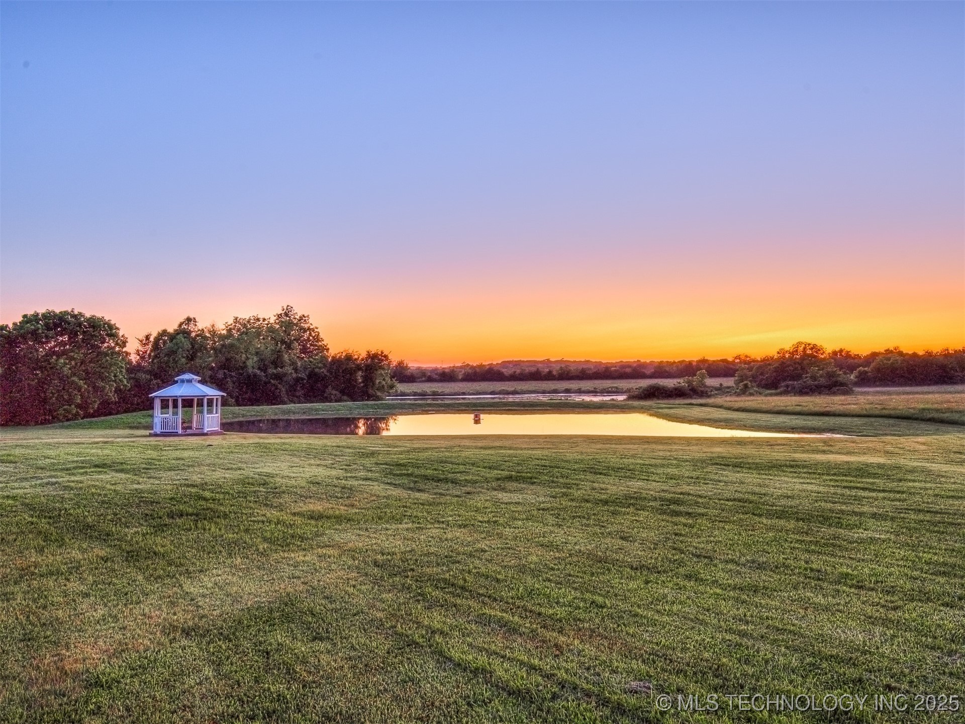 353800 E 5400 Road Property Photo 10