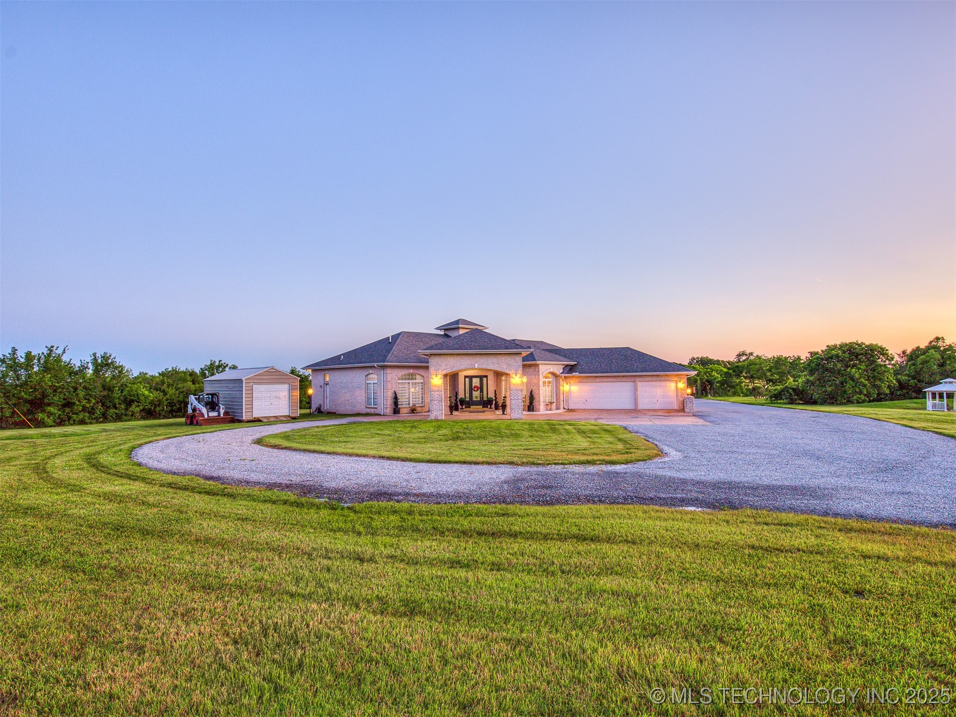 353800 E 5400 Road Property Photo 12