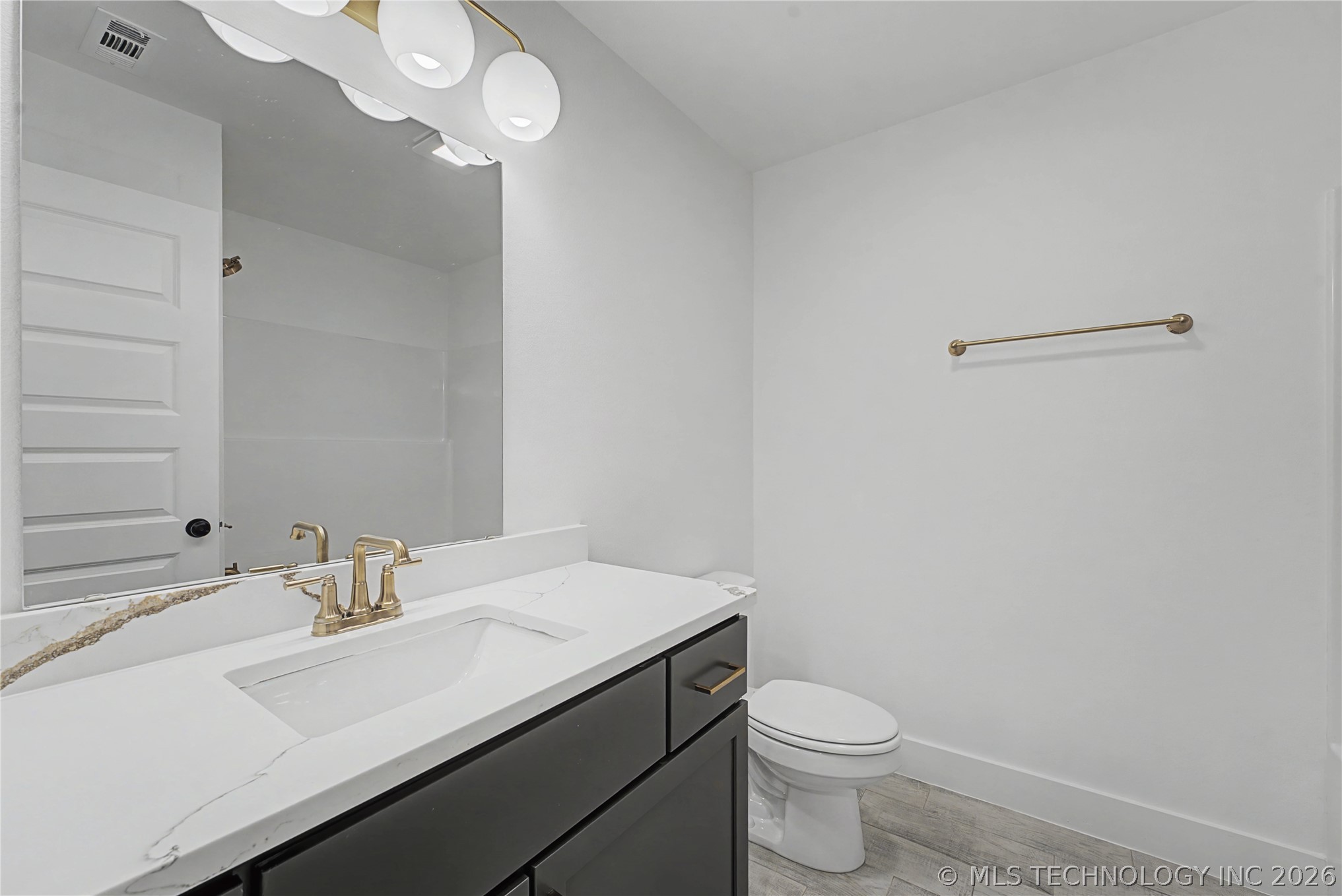 6025 N 28th Street Property Photo 11