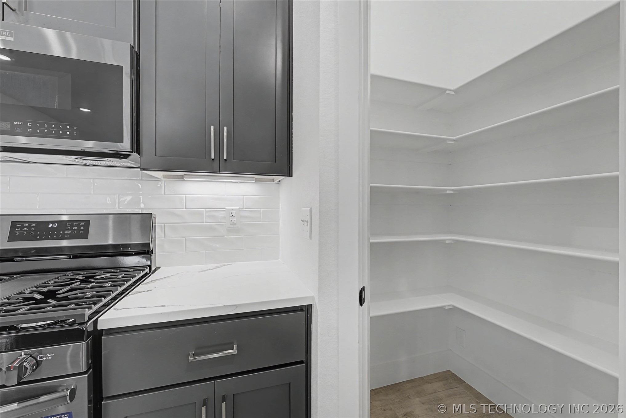 6025 N 28th Street Property Photo 16