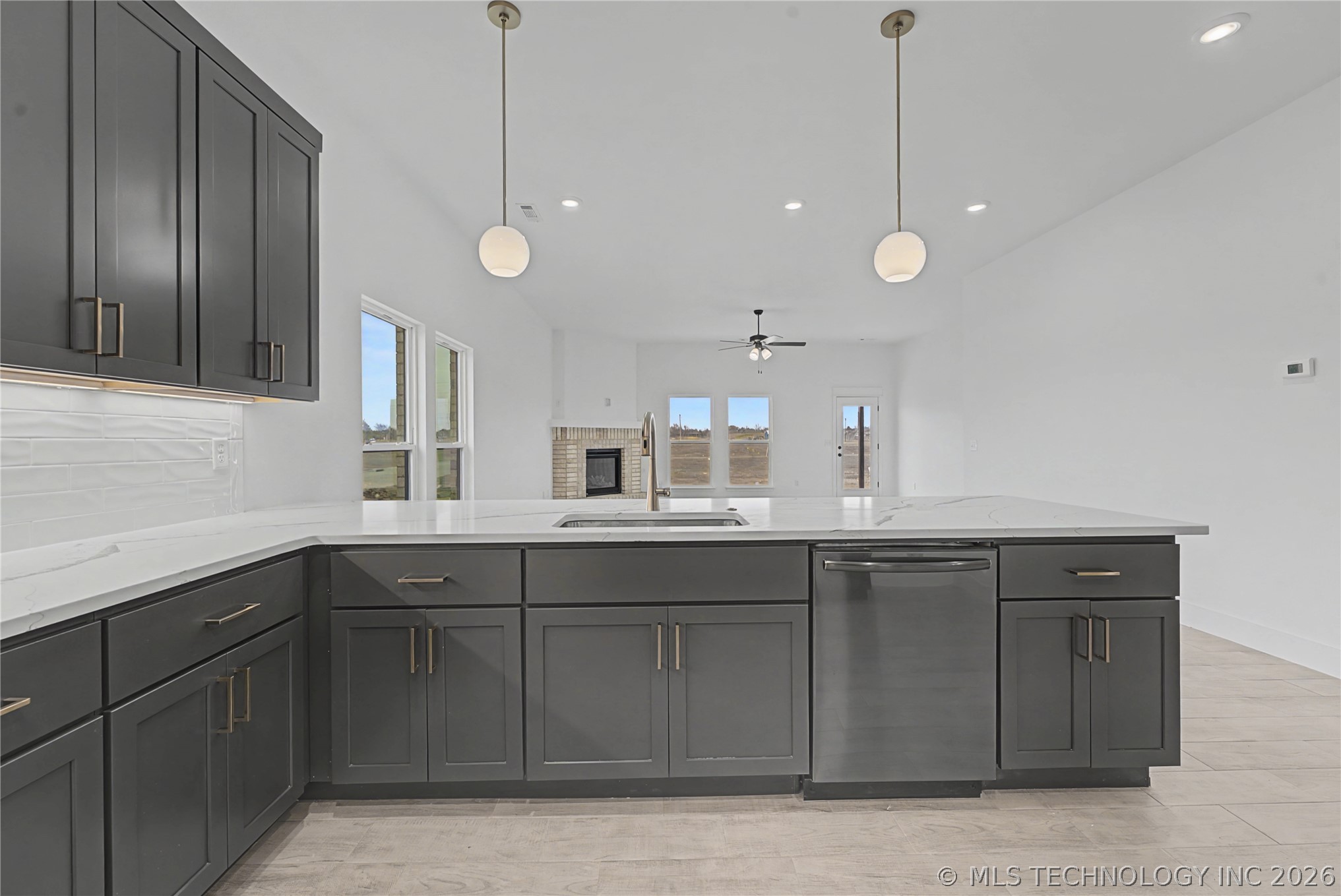 6025 N 28th Street Property Photo 18