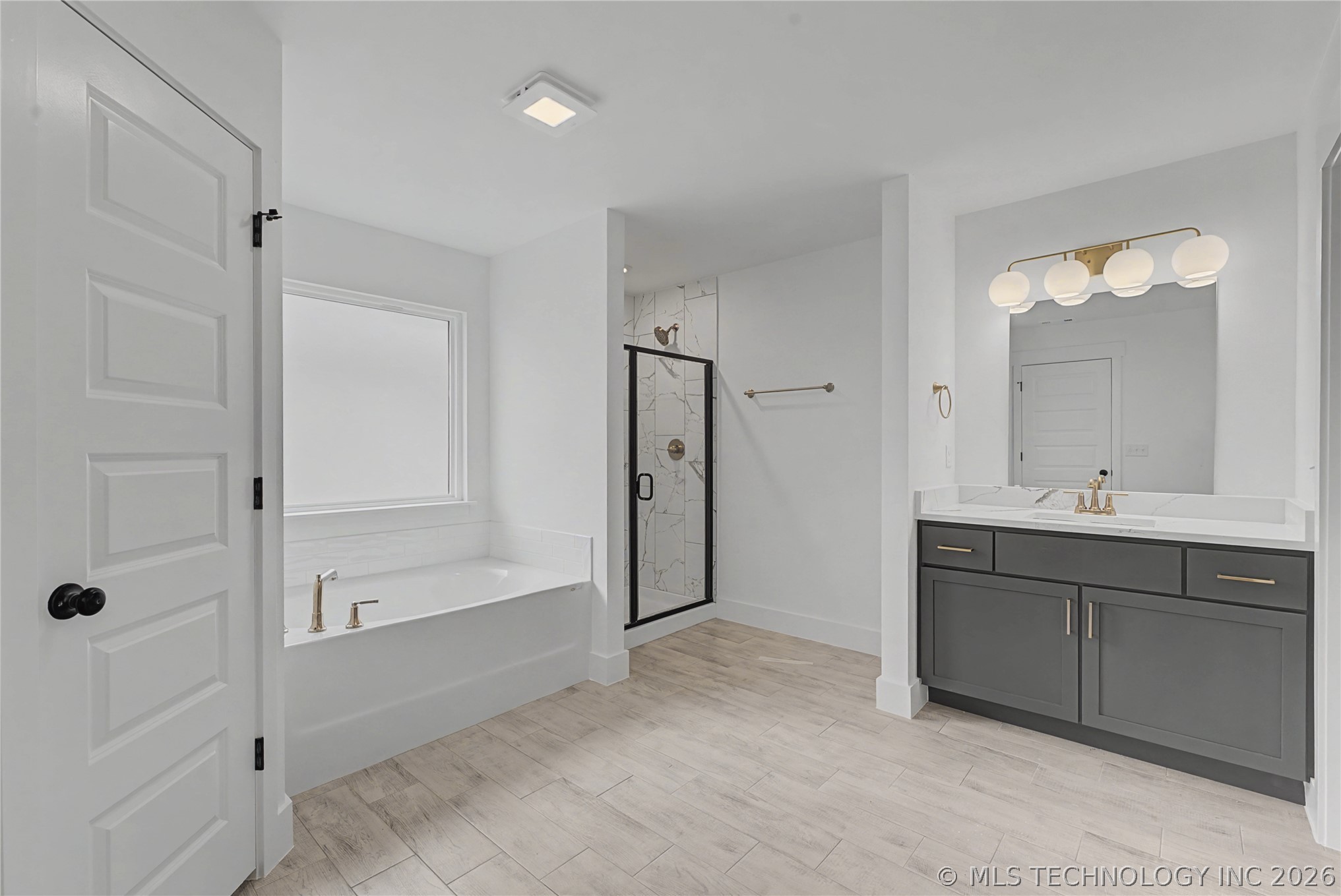 6025 N 28th Street Property Photo 28