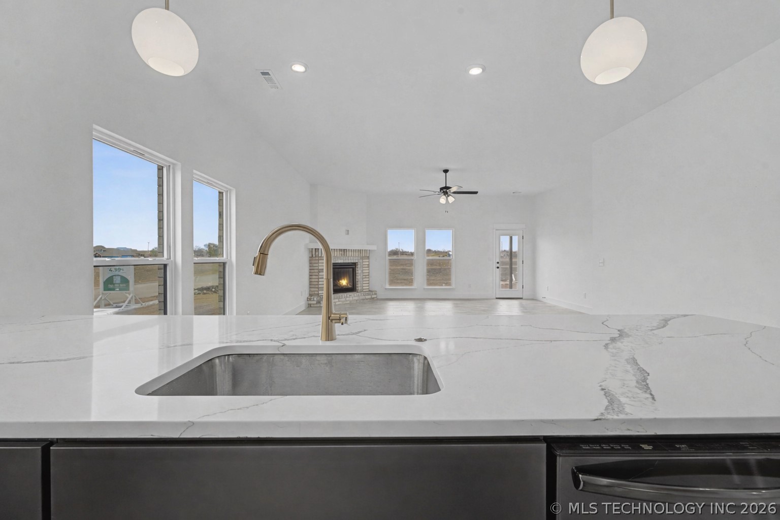 6025 N 28th Street Property Photo 35