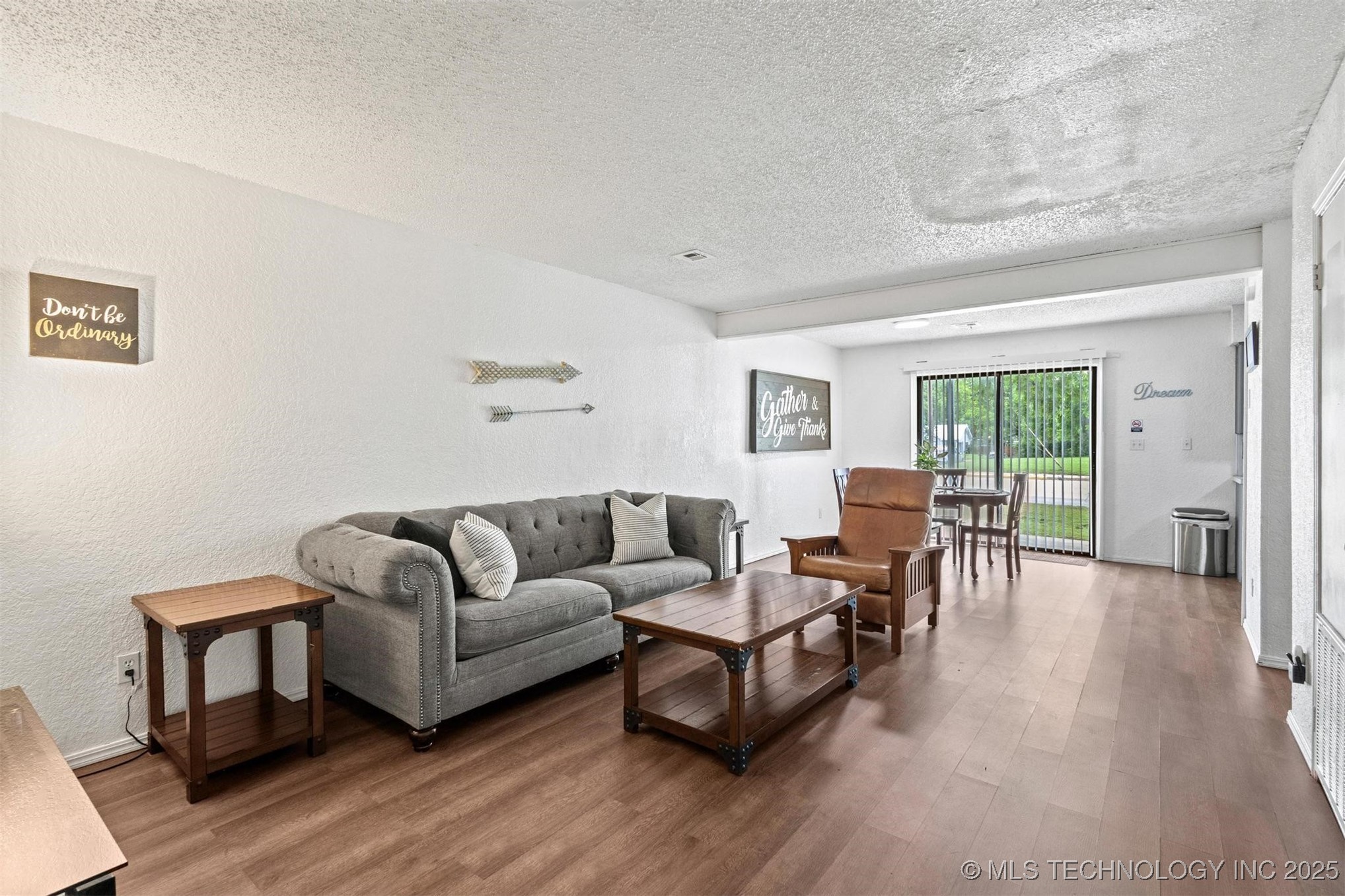 806 N Washington Property Photo 5