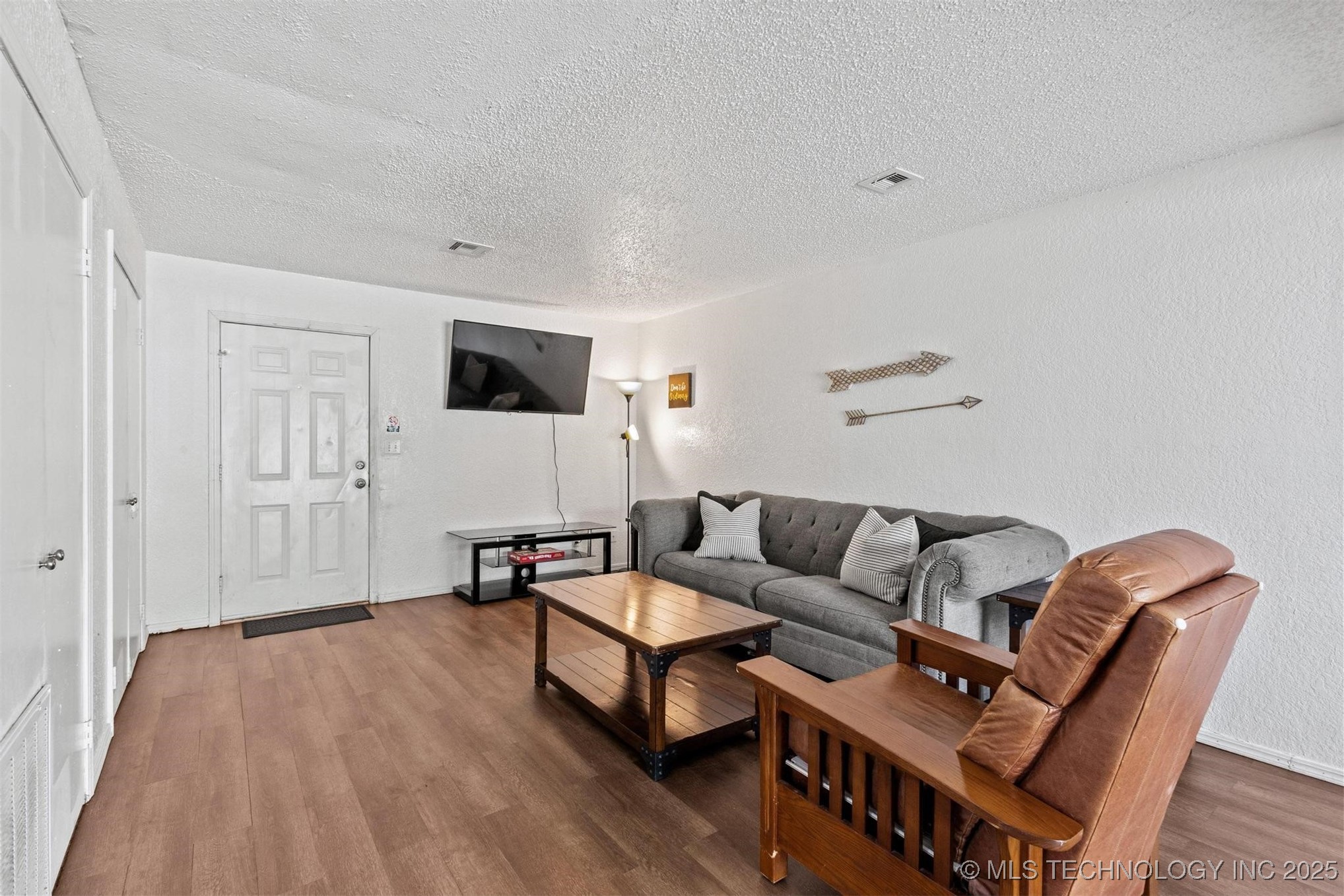 806 N Washington Property Photo 7