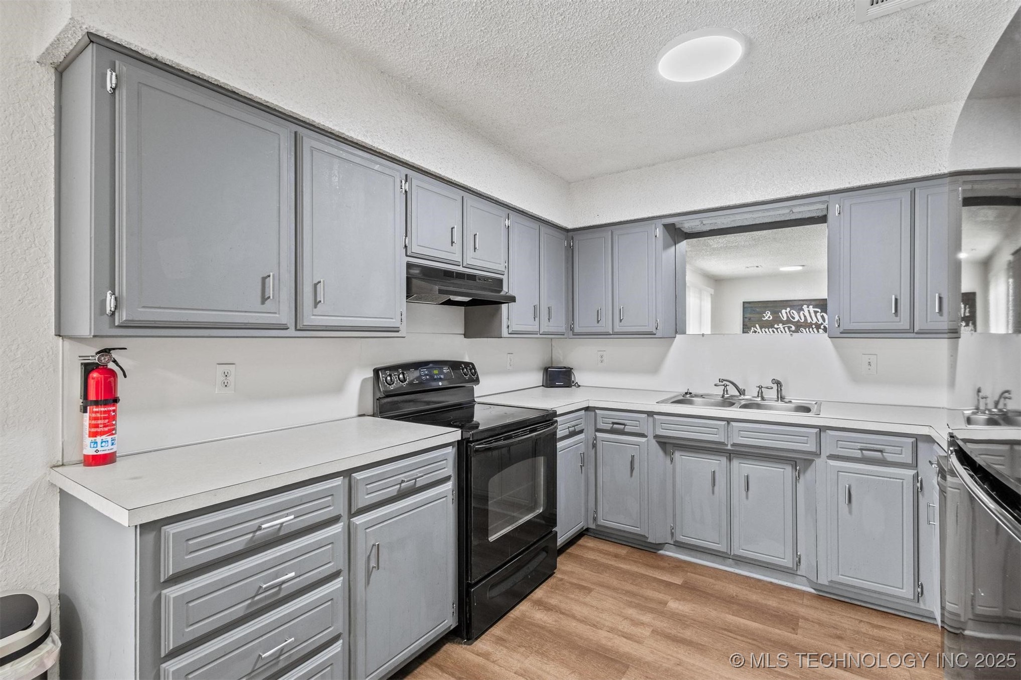 806 N Washington Property Photo 14