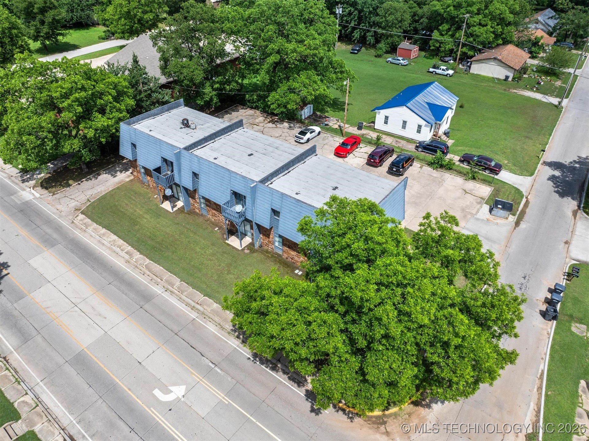 806 N Washington Property Photo 28