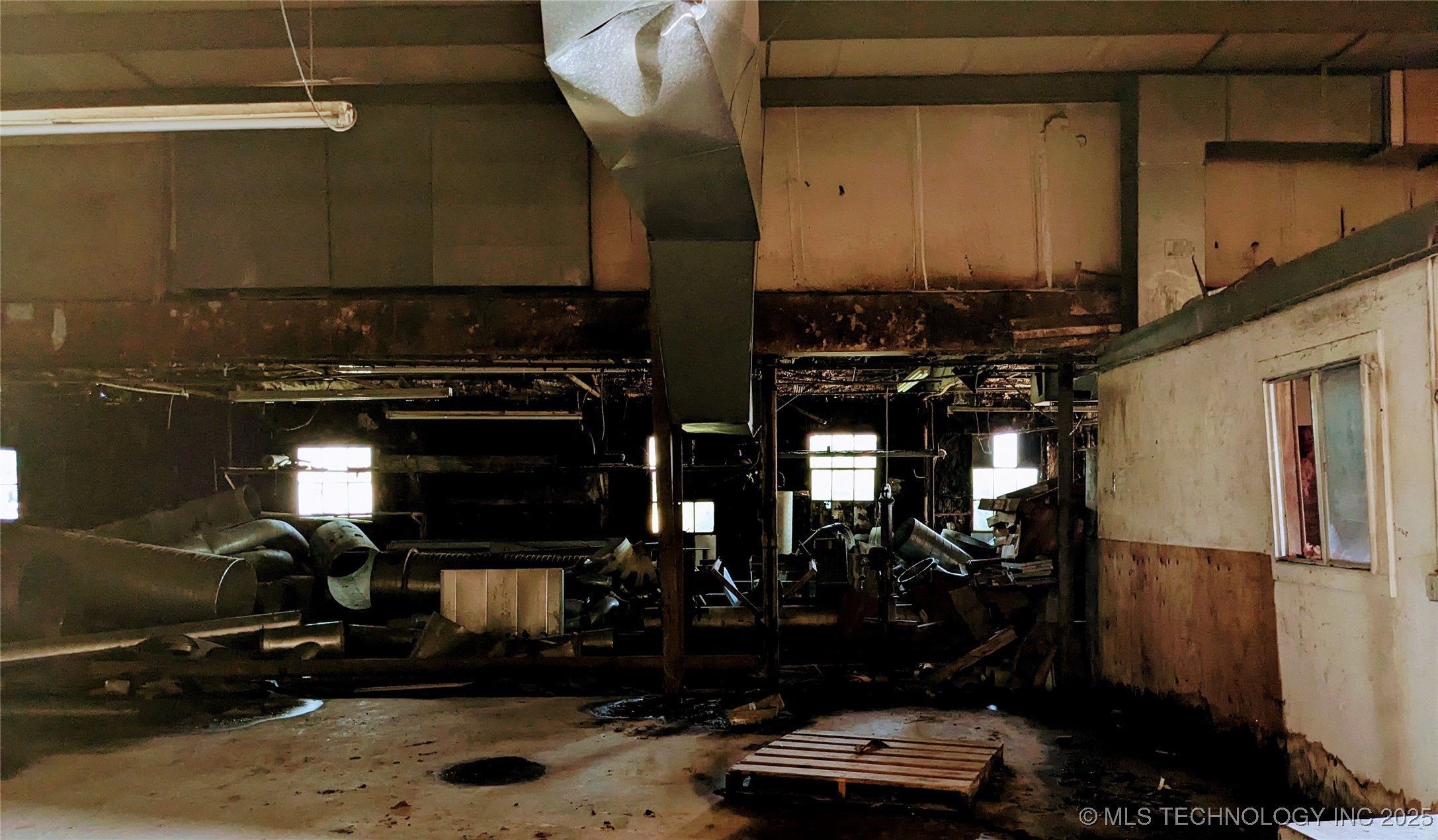 1909 N 11th Street Property Photo 5