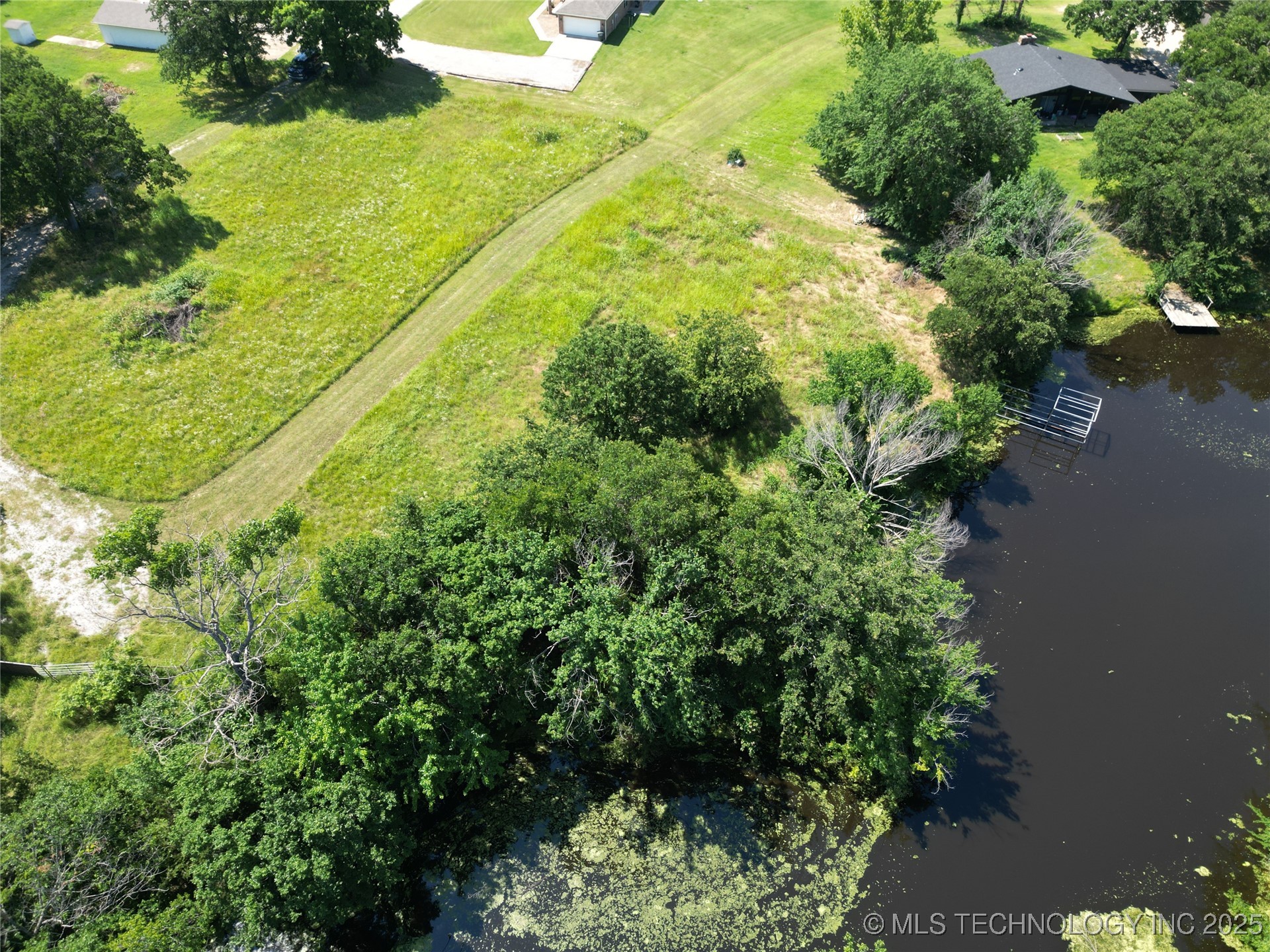 138 Tanglewood Court Property Photo 8