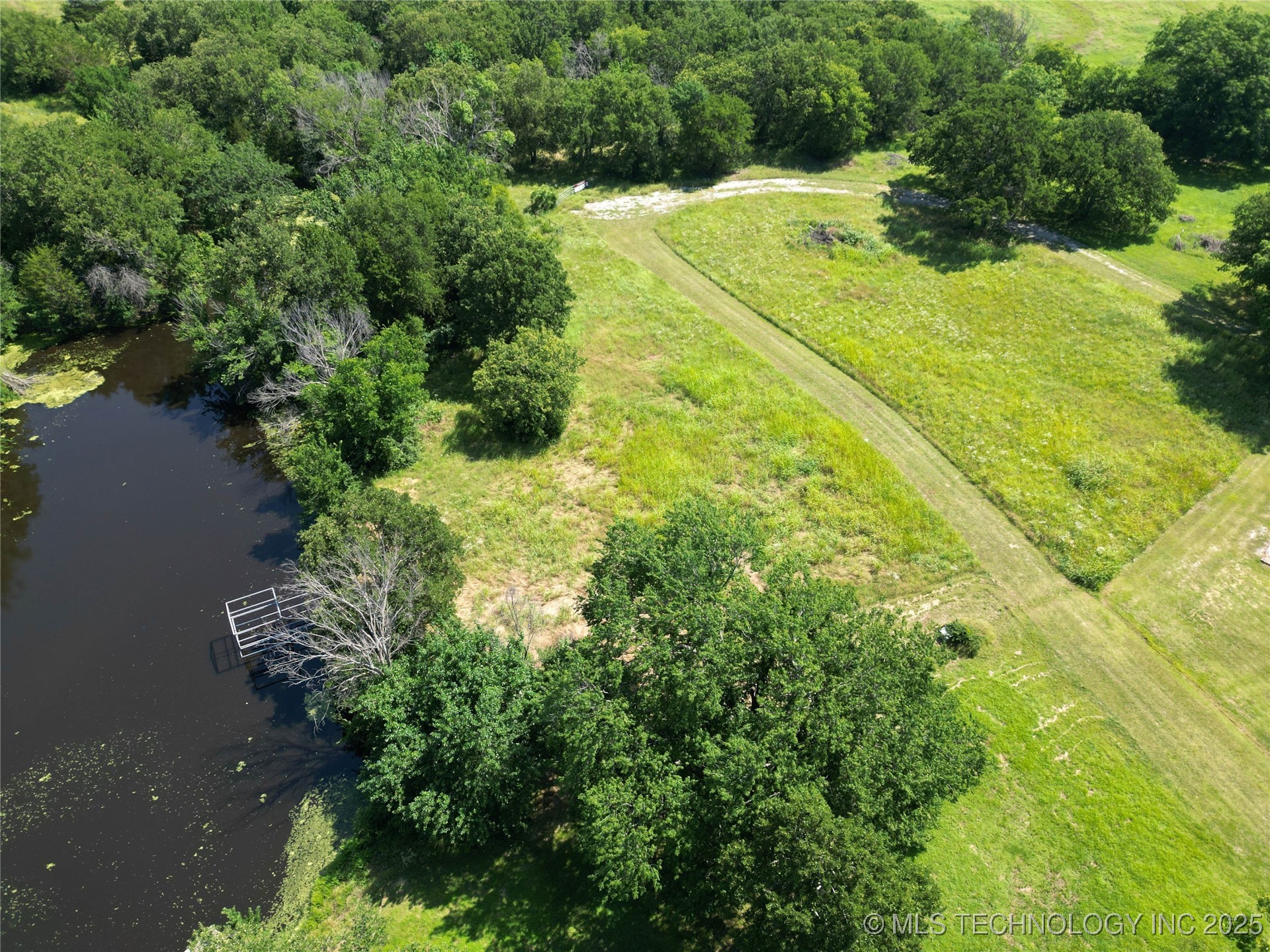 138 Tanglewood Court Property Photo 13