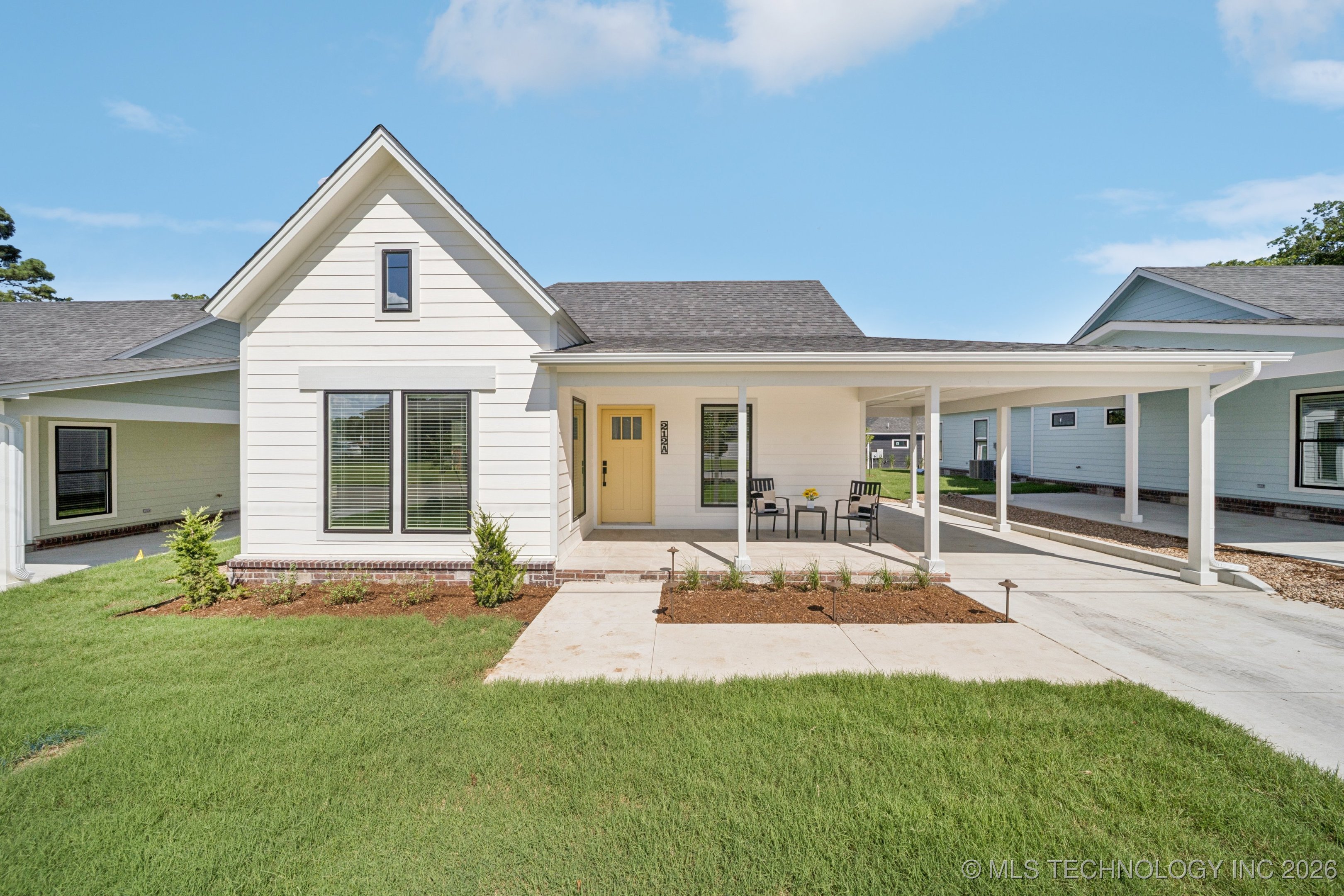 212 S Bluff Street A