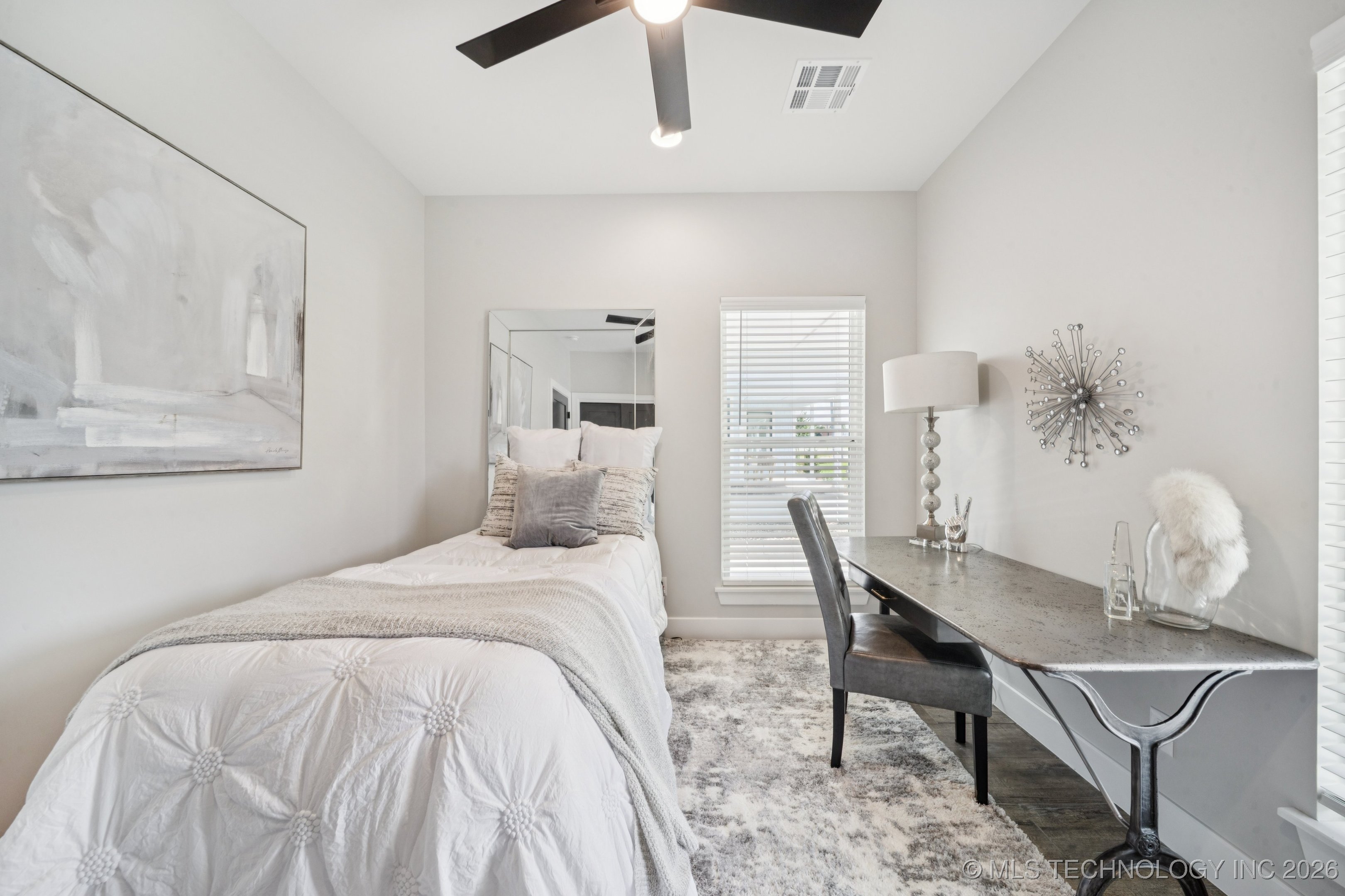 212 S Bluff Street A Property Photo 23