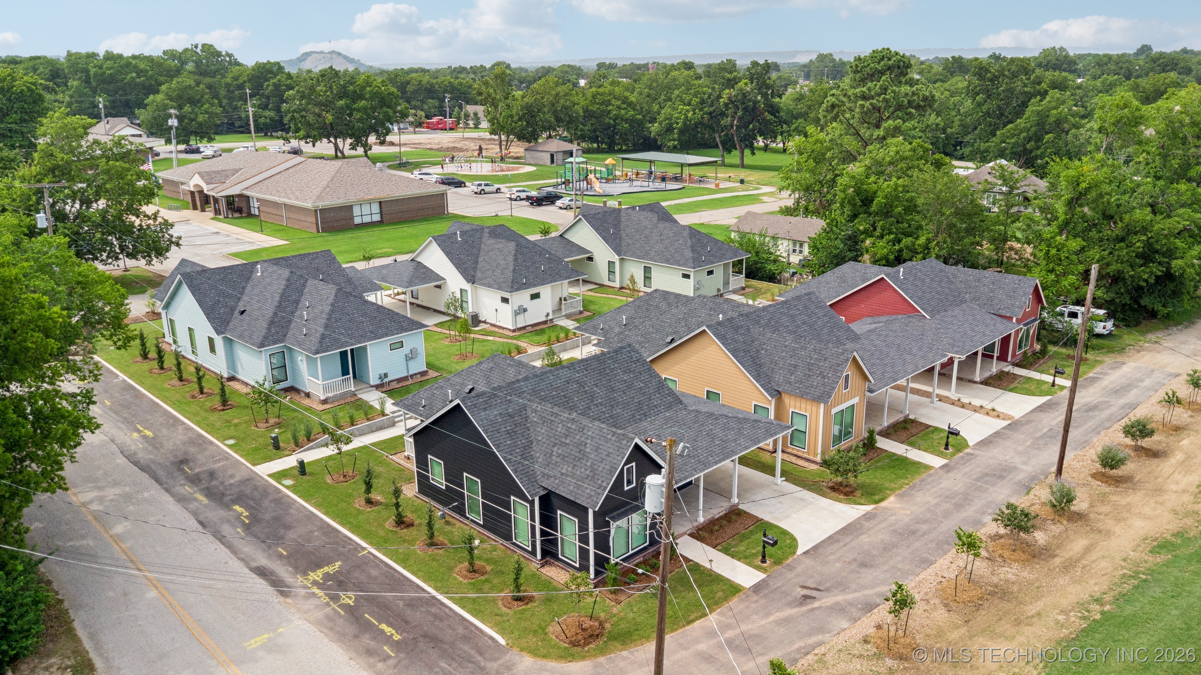 212 S Bluff Street A Property Photo 28