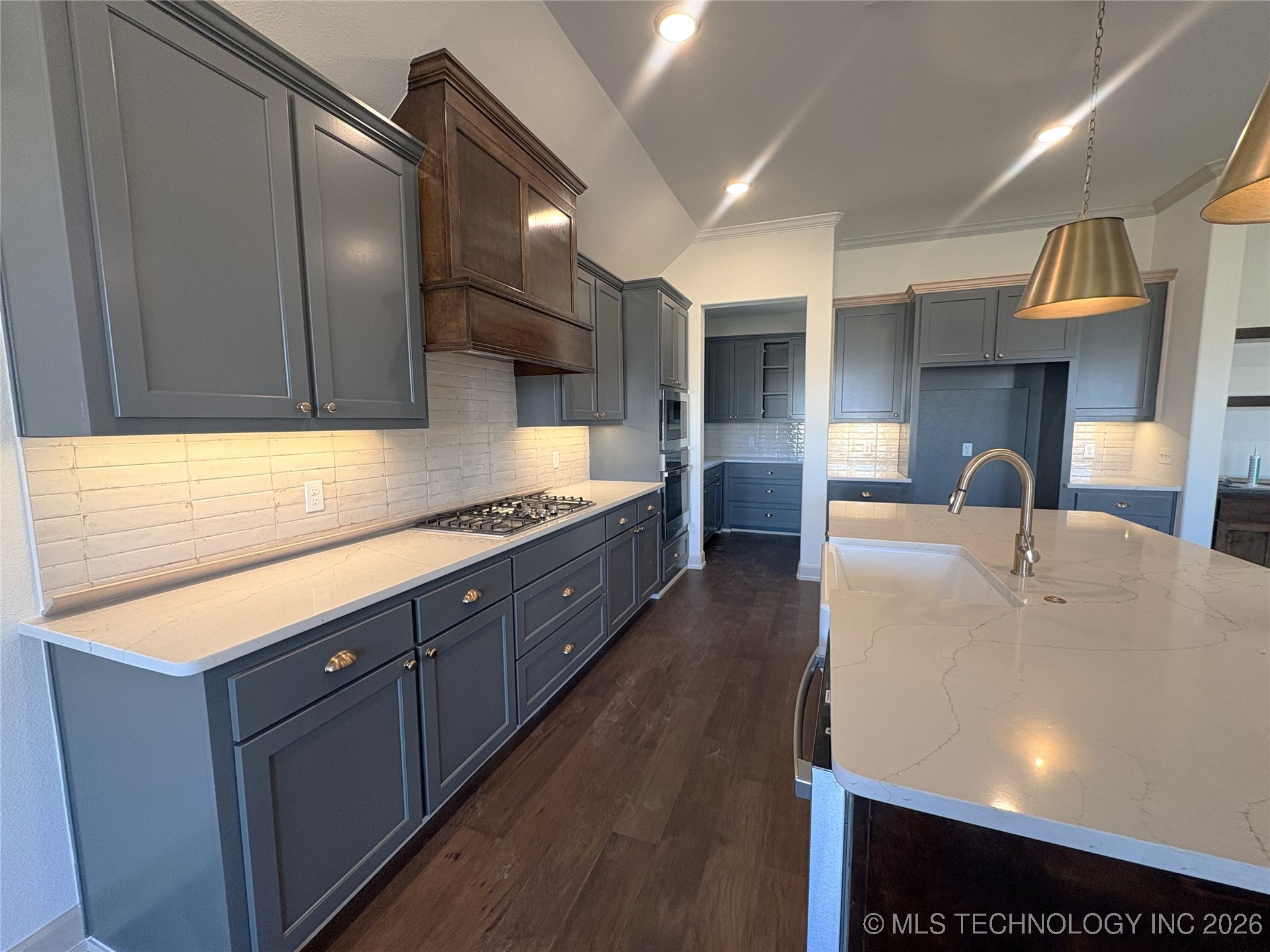 1416 N 71st Street Property Photo 3